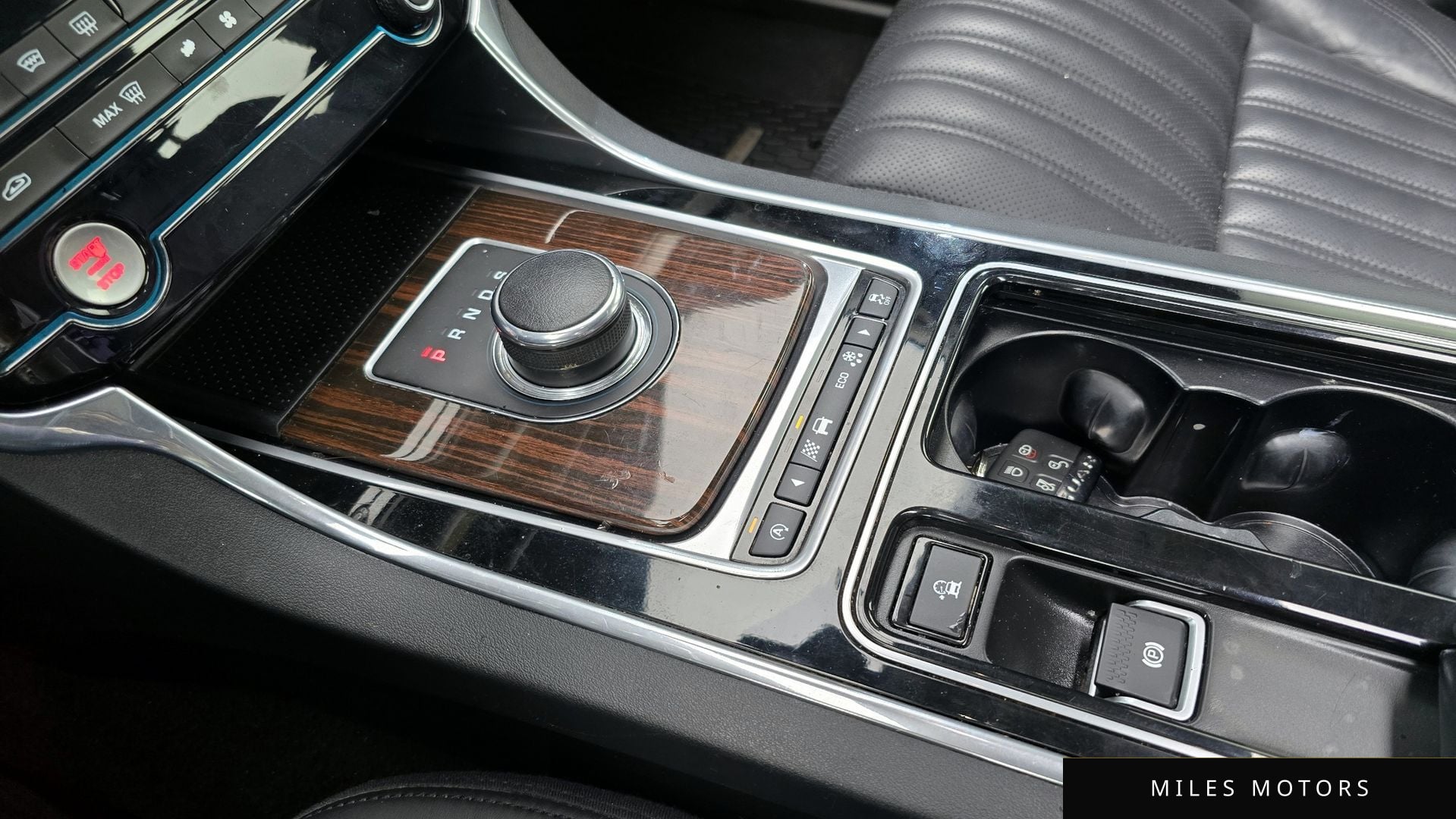 Jaguar XF (X260) 2017 — миниатюра 9