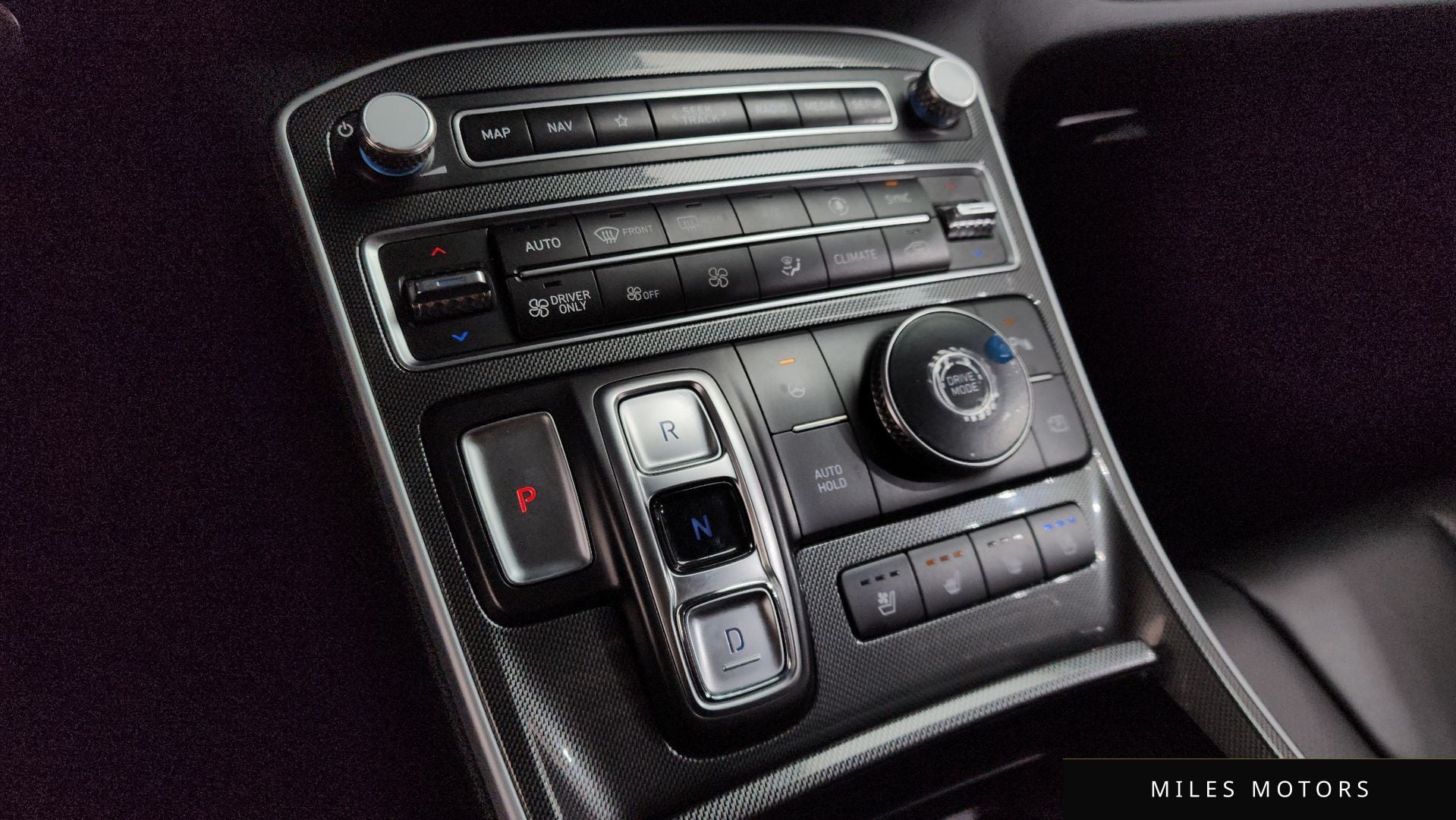 Hyundai Santafe 2023 — миниатюра 9
