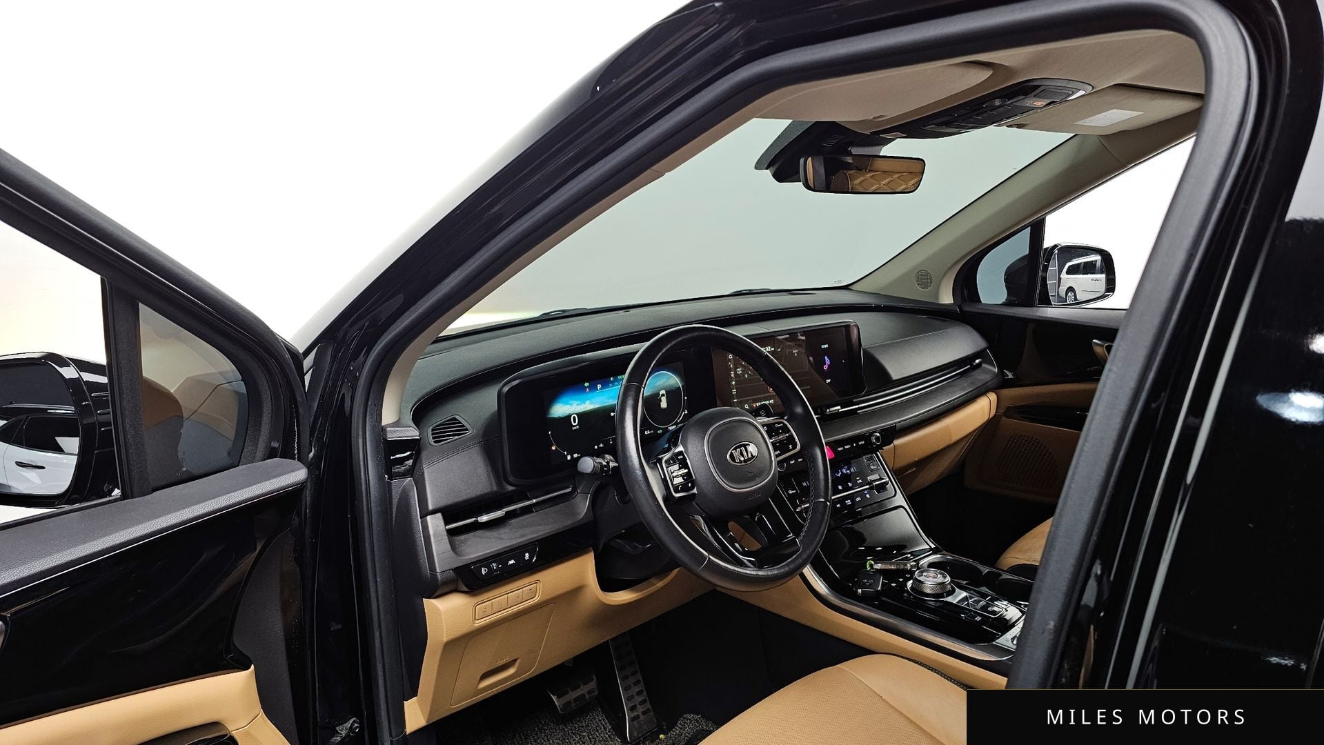 Kia Carnival 2021 — миниатюра 11