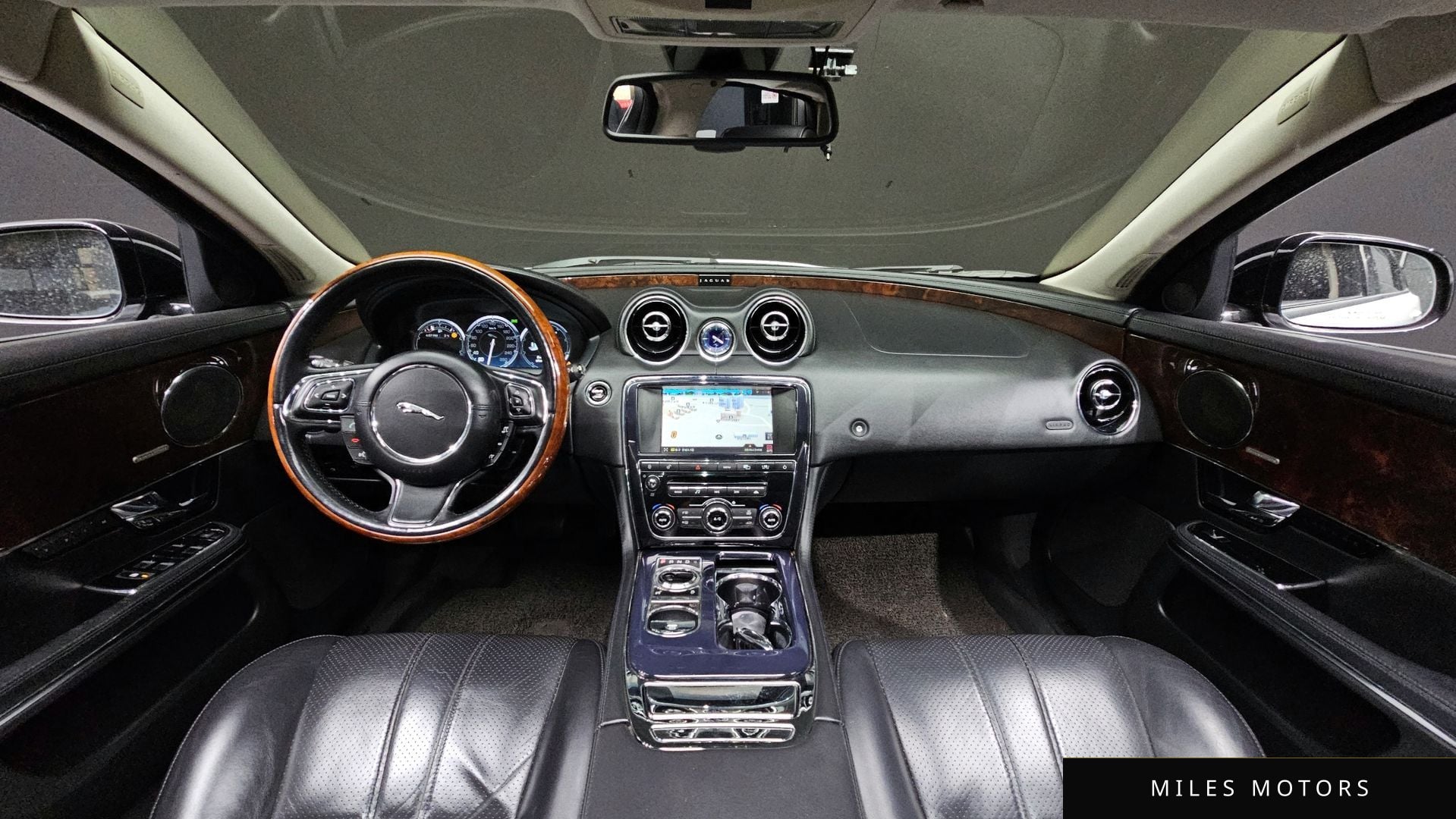 Jaguar All New XJ 2011 — миниатюра 7