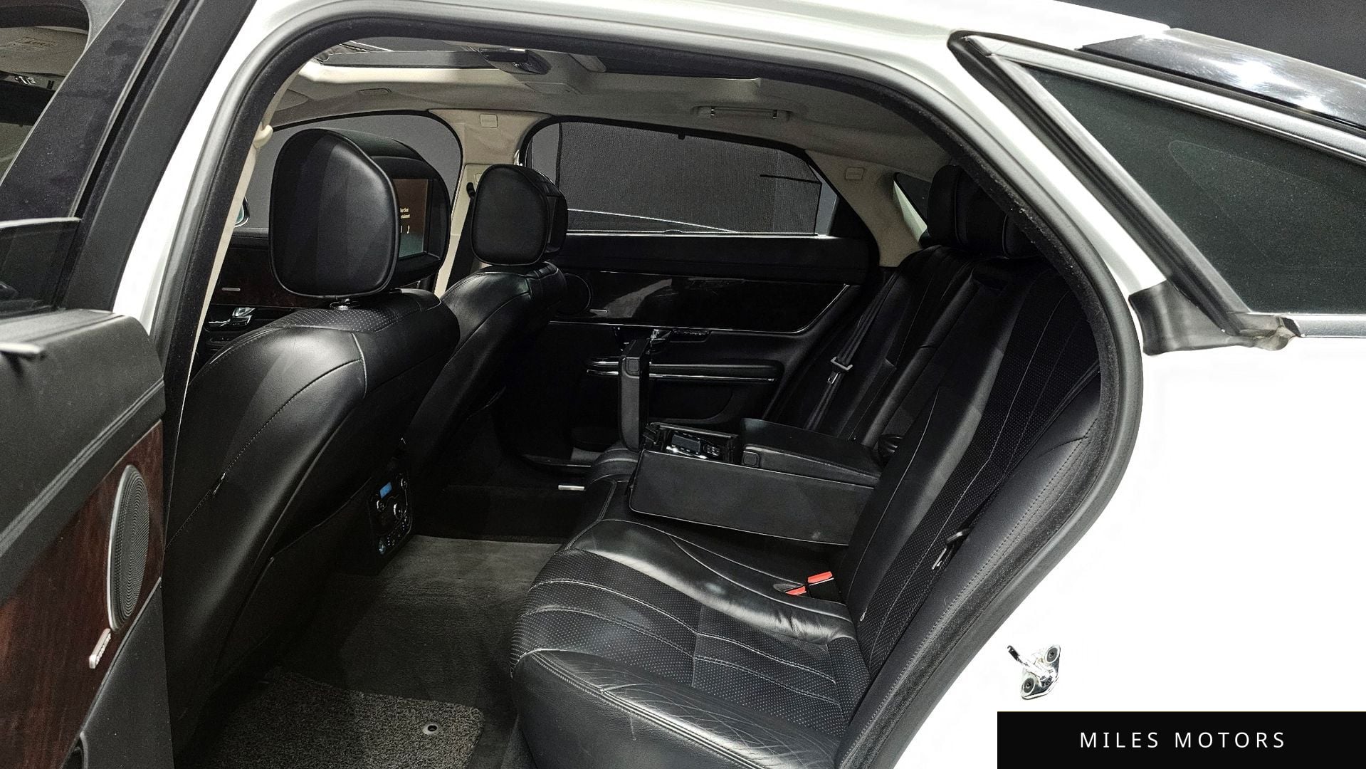 Jaguar All New XJ 2011 — миниатюра 12