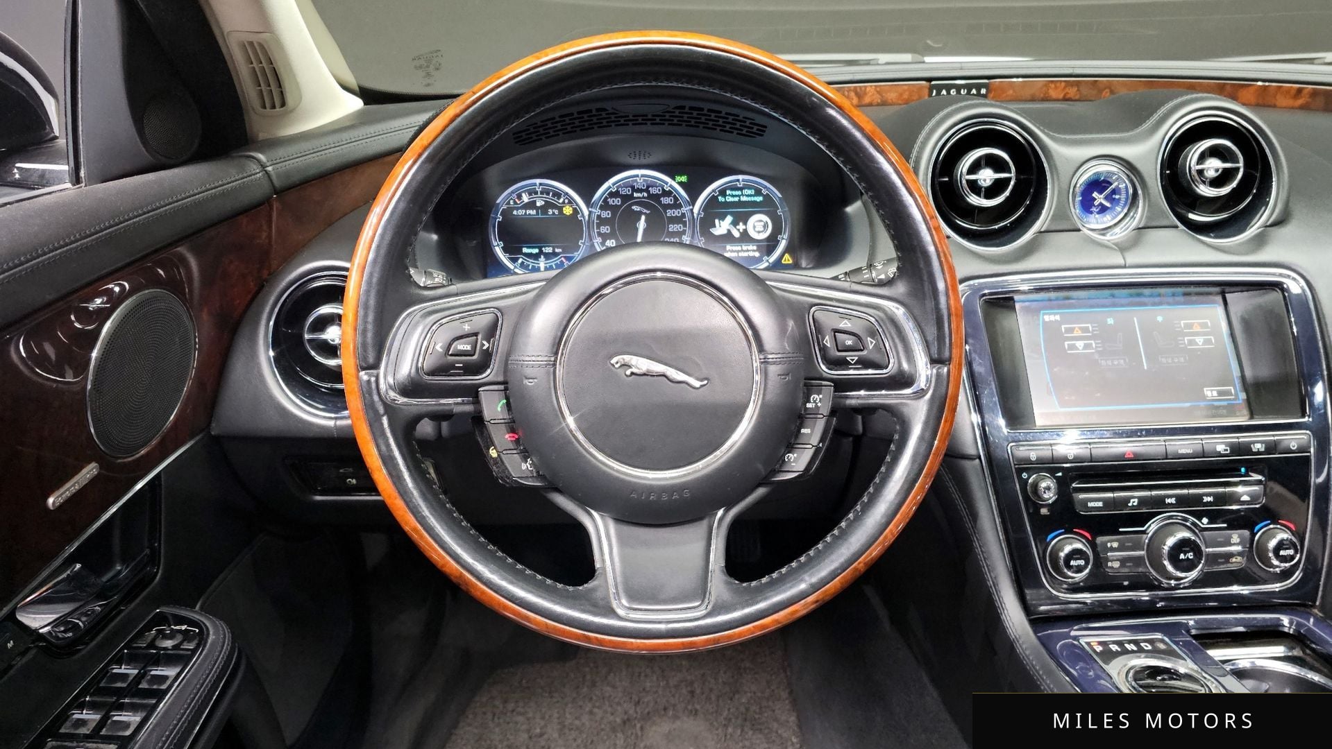 Jaguar All New XJ 2011 — миниатюра 13