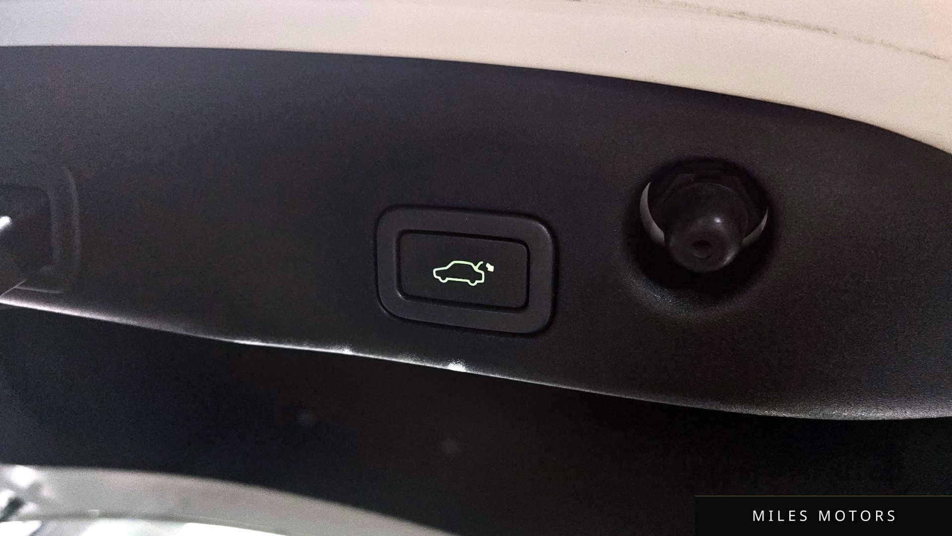 Jaguar All New XJ 2011 — миниатюра 20