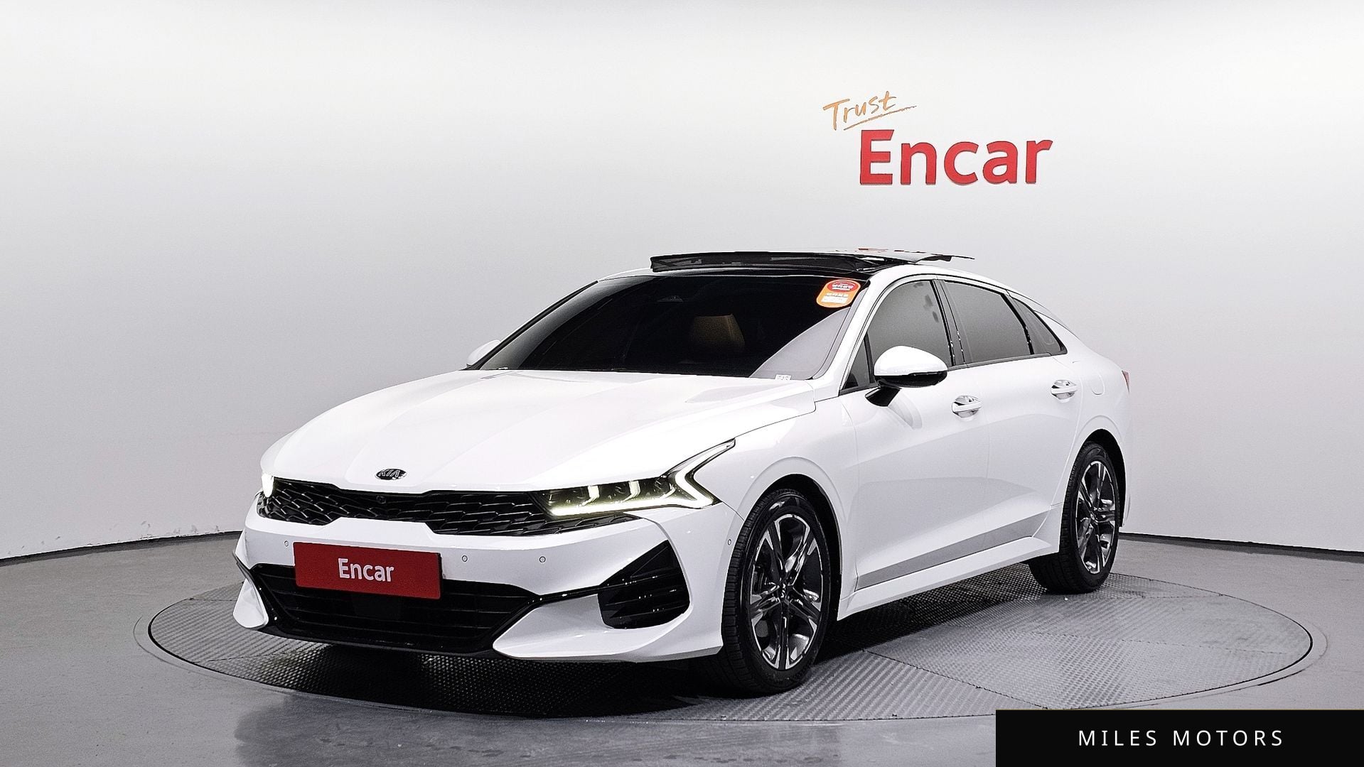 Kia K5 2020 — фото 1 из 12