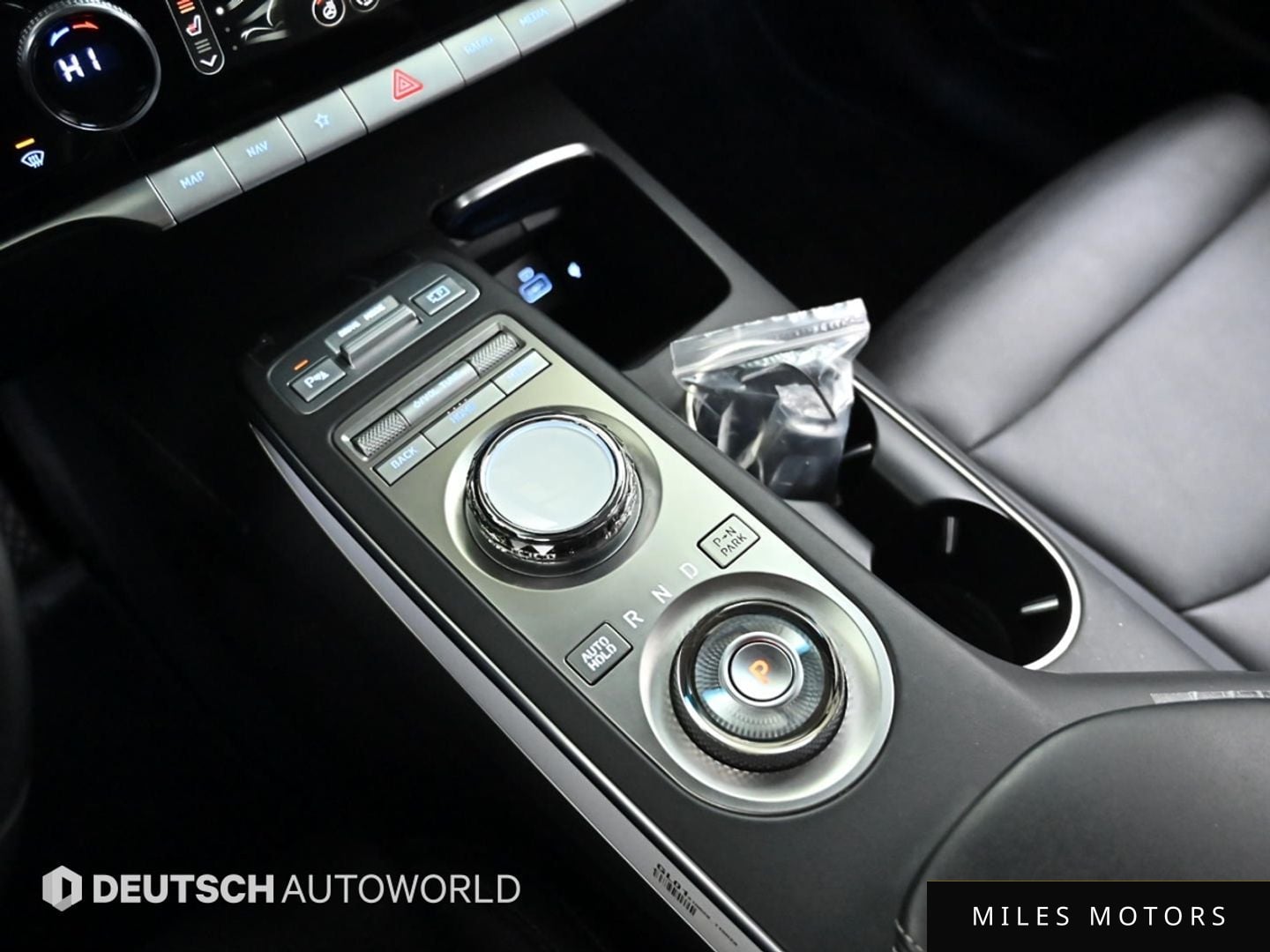 Genesis GV70 2021 — миниатюра 9
