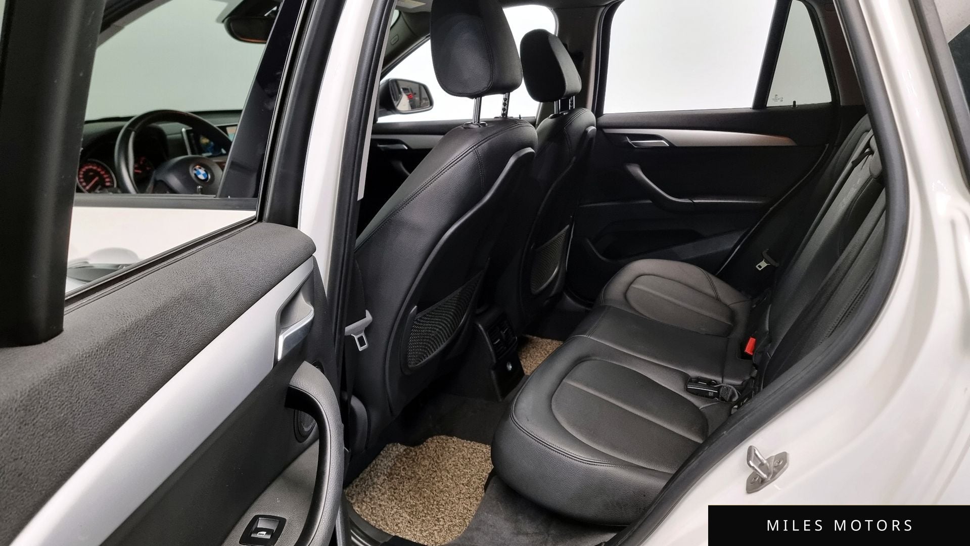 BMW X1 (F48) 2017 — миниатюра 12