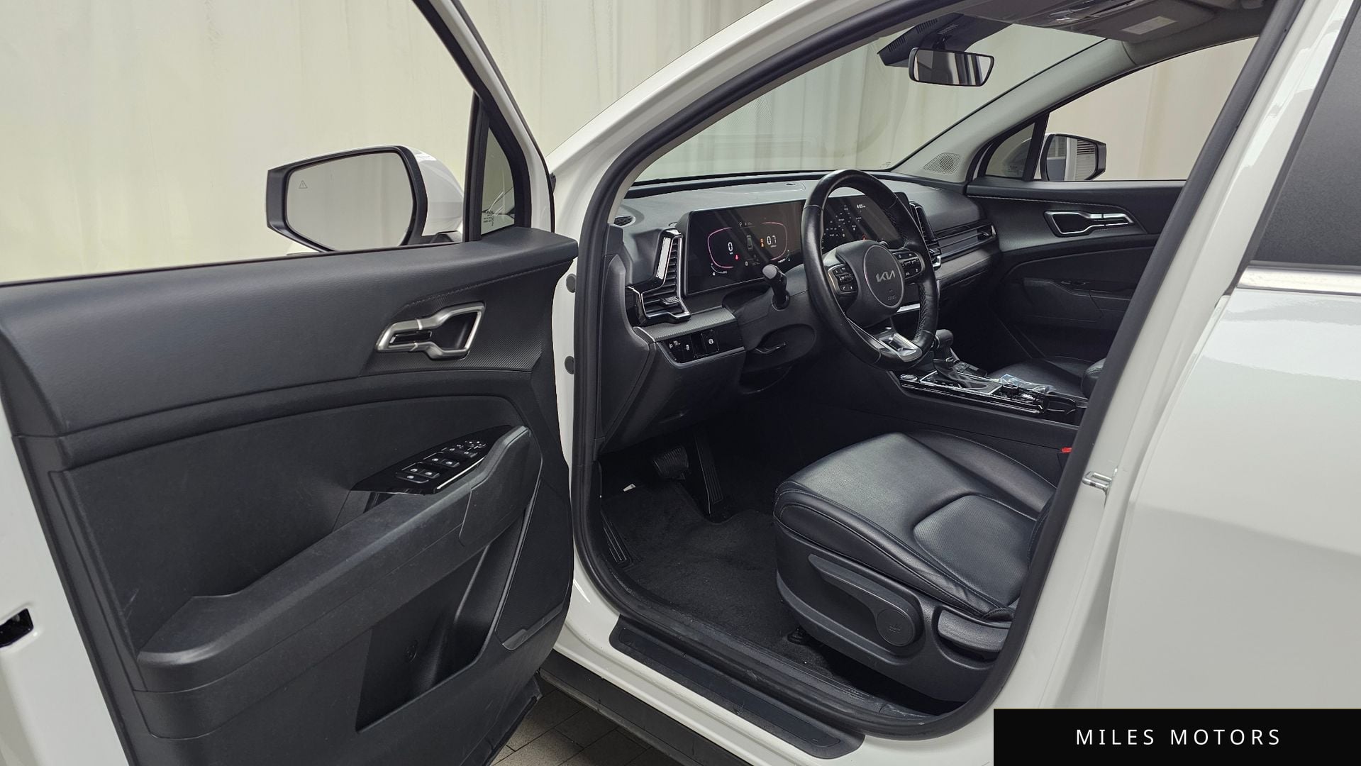 Kia Sportage 2022 — миниатюра 10