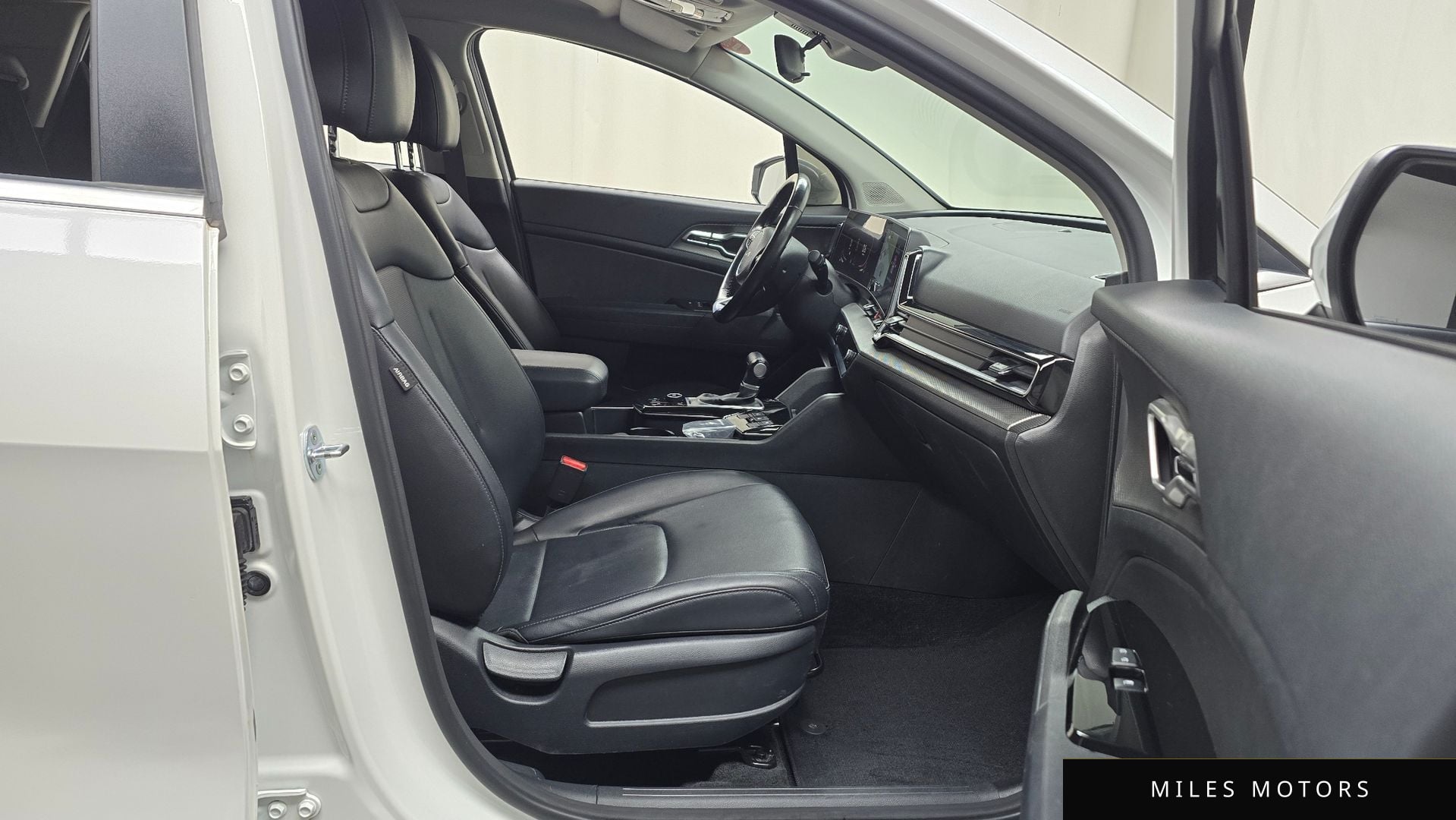 Kia Sportage 2022 — миниатюра 11