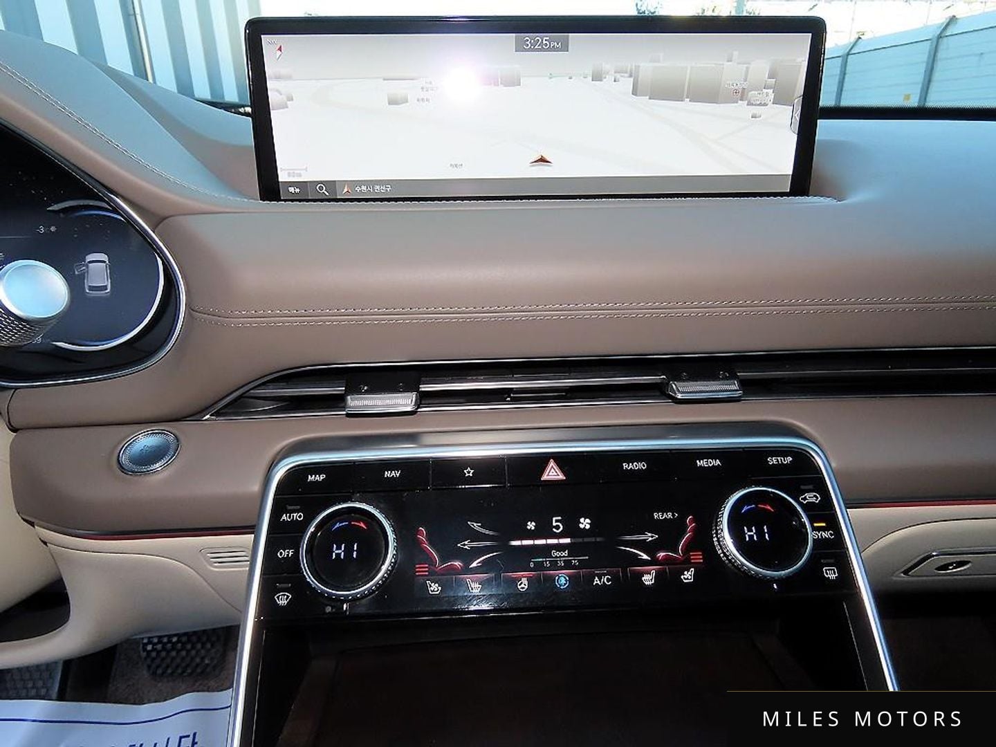 Genesis GV80 2022 — миниатюра 11