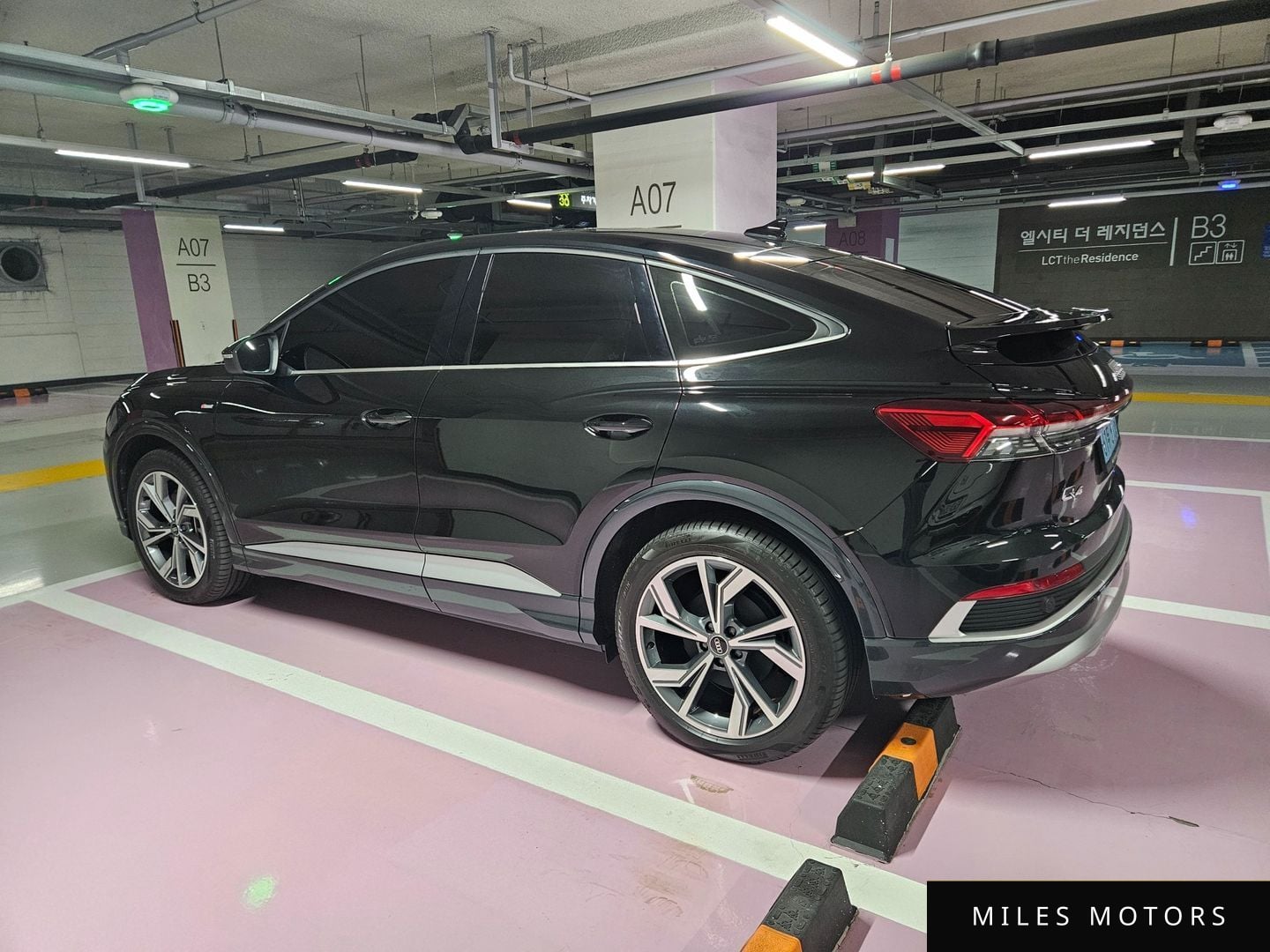 Audi Q4 e-tron 2022 — миниатюра 5