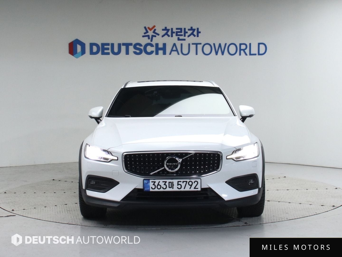 Volvo V60 2021 — миниатюра 3
