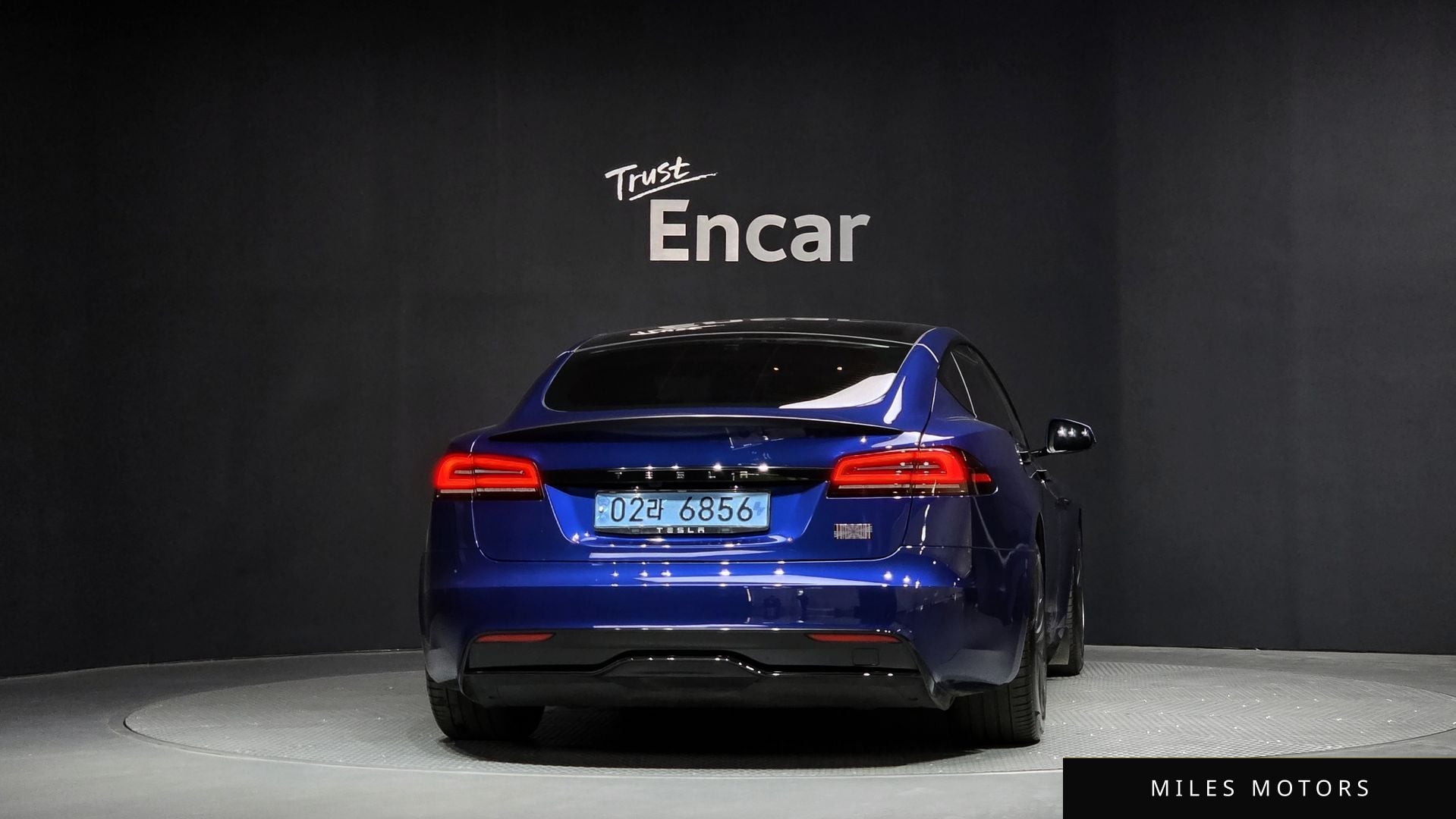 Tesla Model S 2023 — миниатюра 4