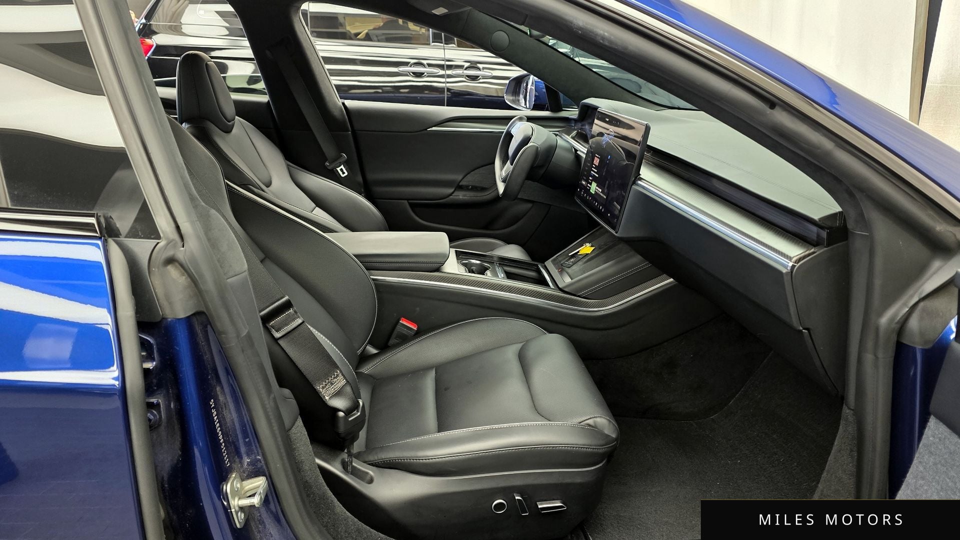 Tesla Model S 2023 — миниатюра 11