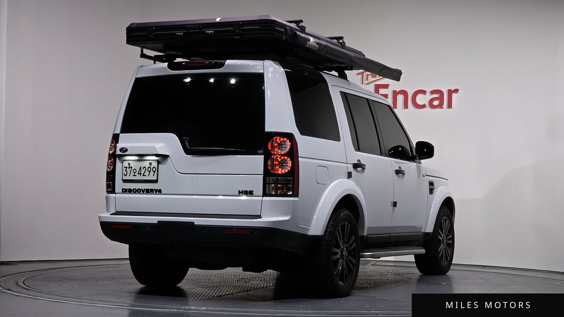Land Rover Discovery 2015 — миниатюра 2