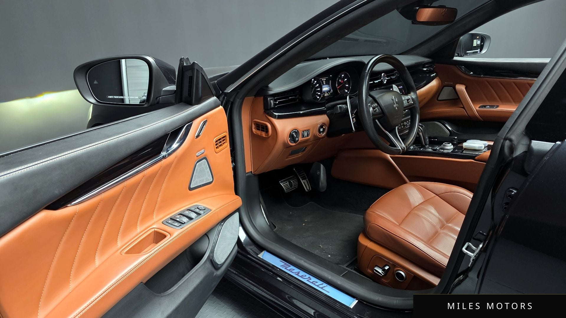 Maserati Quattroporte 2023 — миниатюра 10