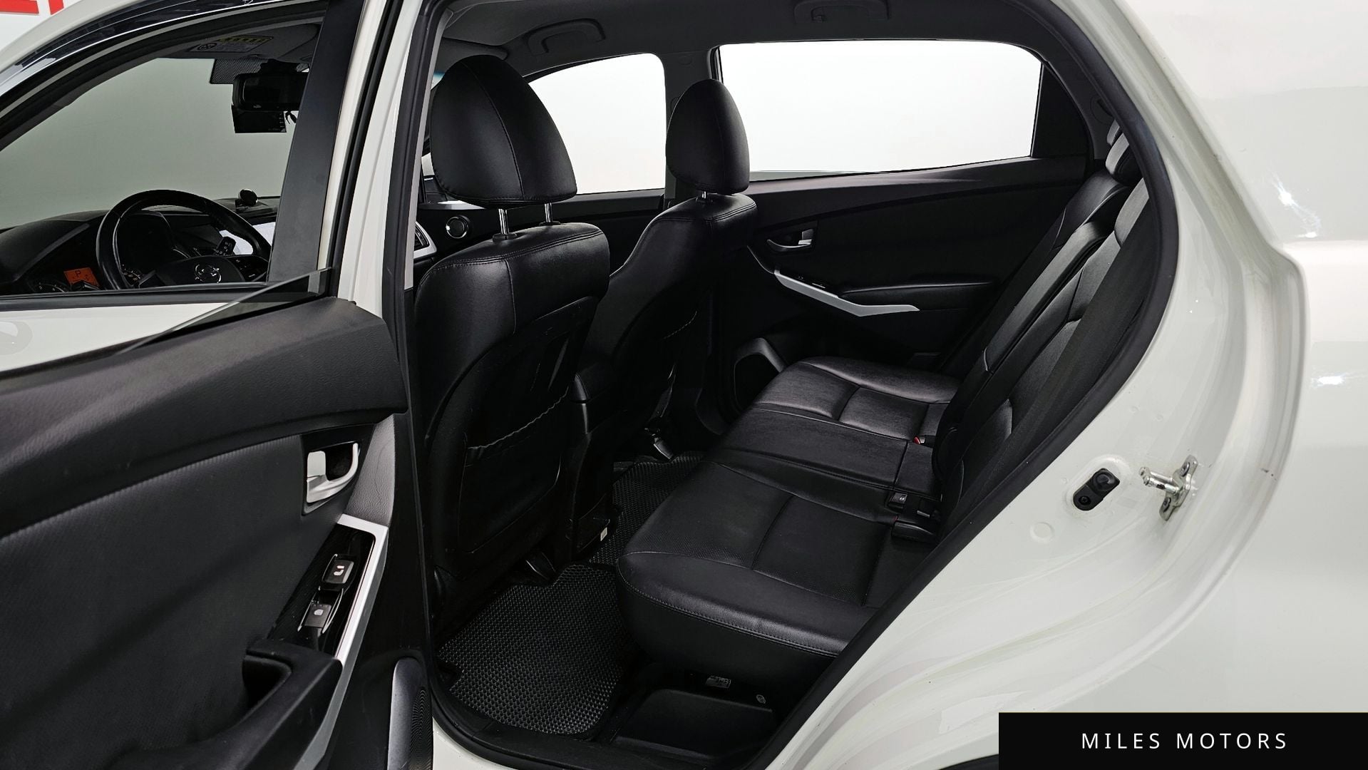 KG Mobility KORANDO 2017 — миниатюра 12