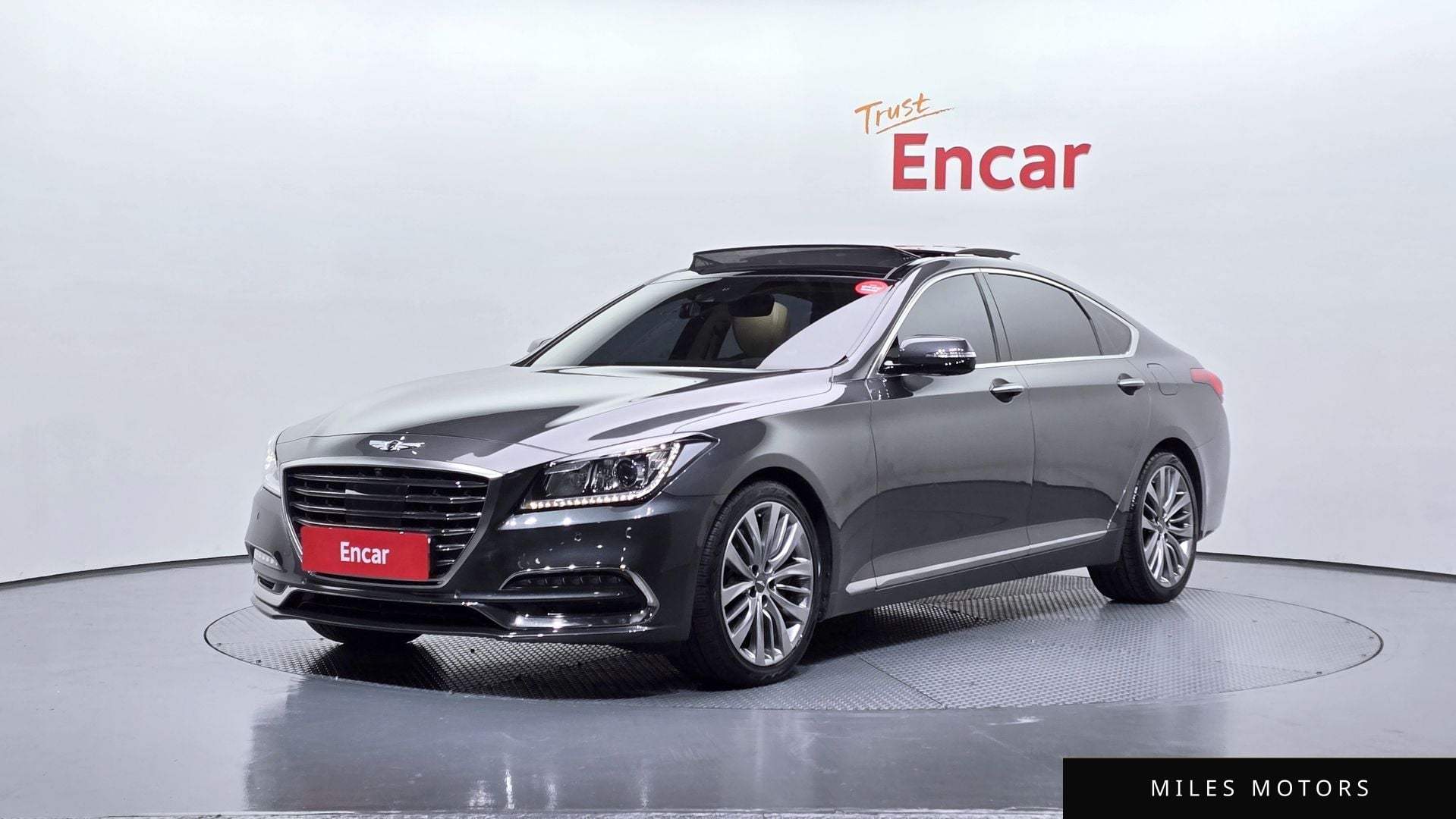 Genesis G80 2018 — фото 1 из 12