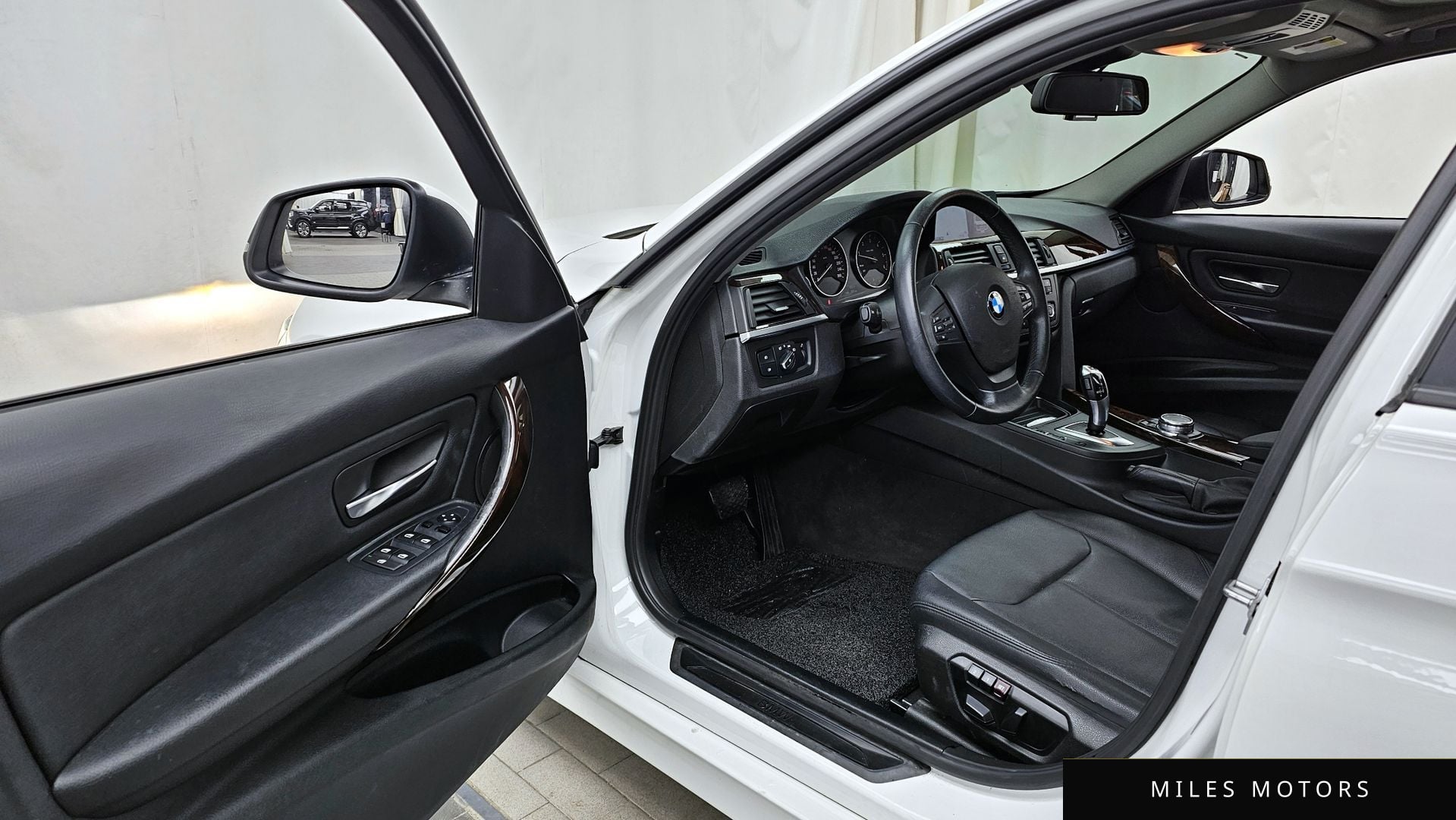 BMW 3 Series (F30) 2015 — миниатюра 10