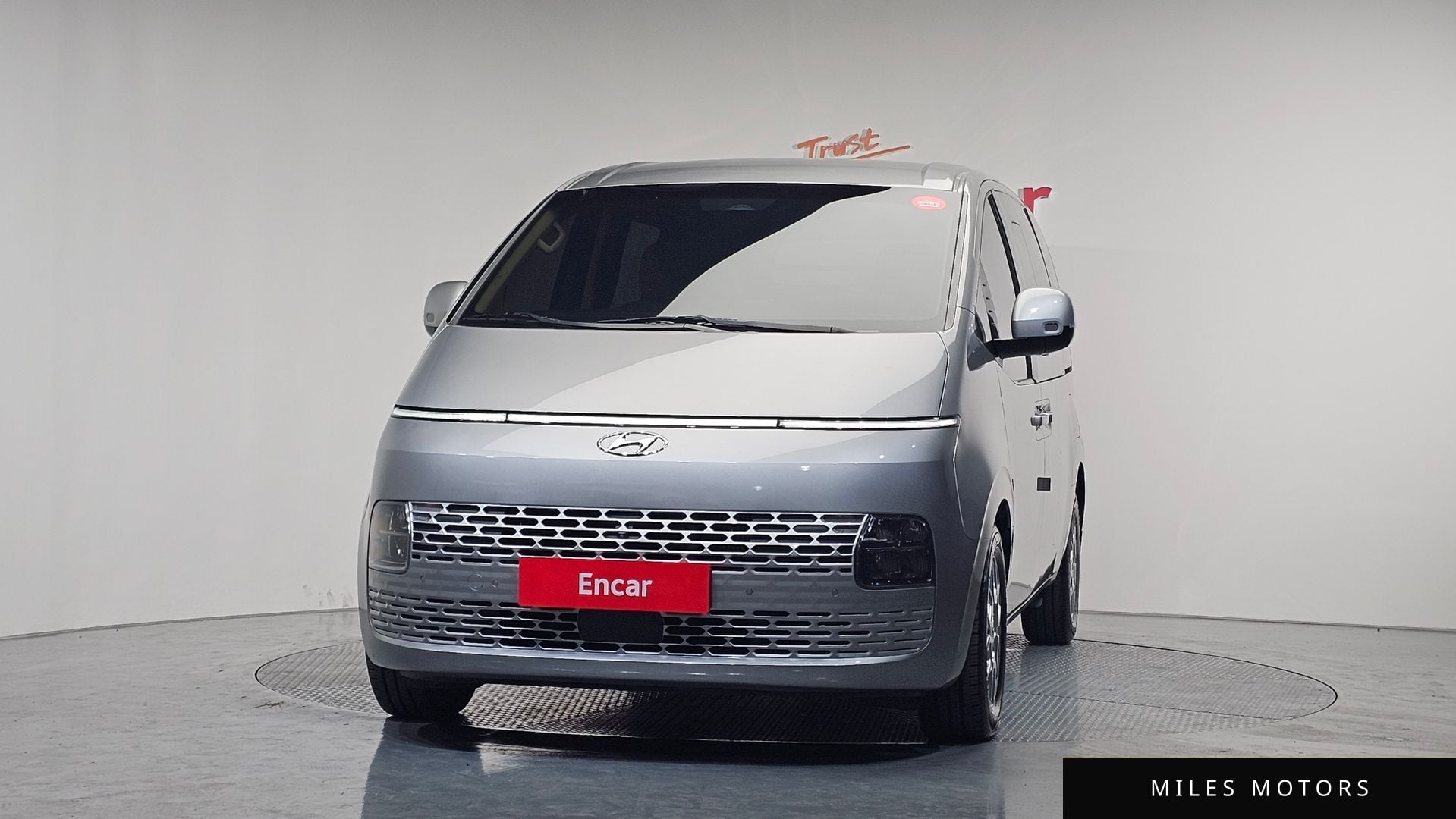 Hyundai Staria 2022 — миниатюра 3