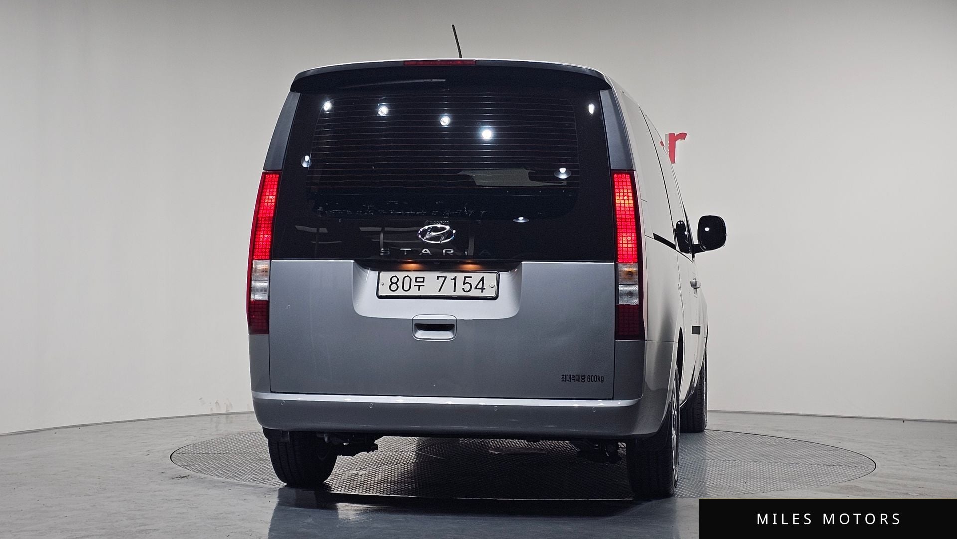 Hyundai Staria 2022 — миниатюра 4