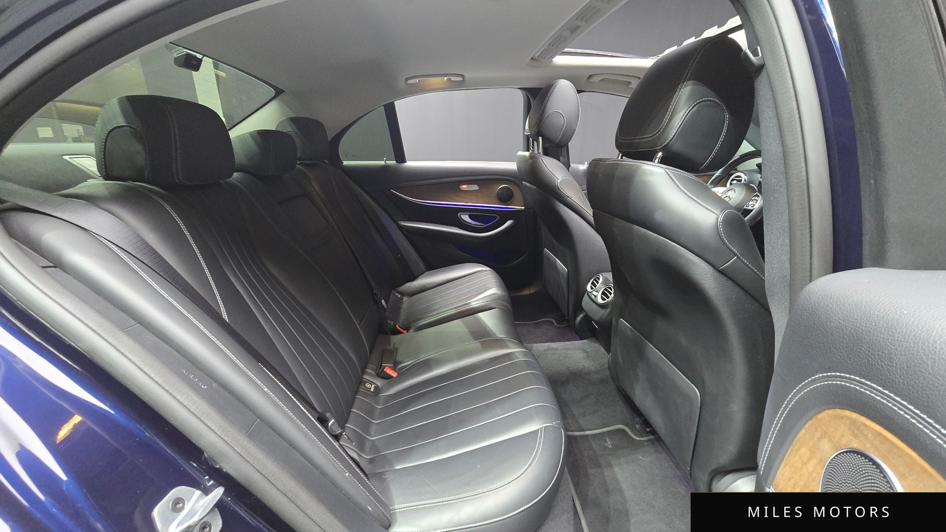 Mercedes-Benz E-Class W213 2019 — миниатюра 12