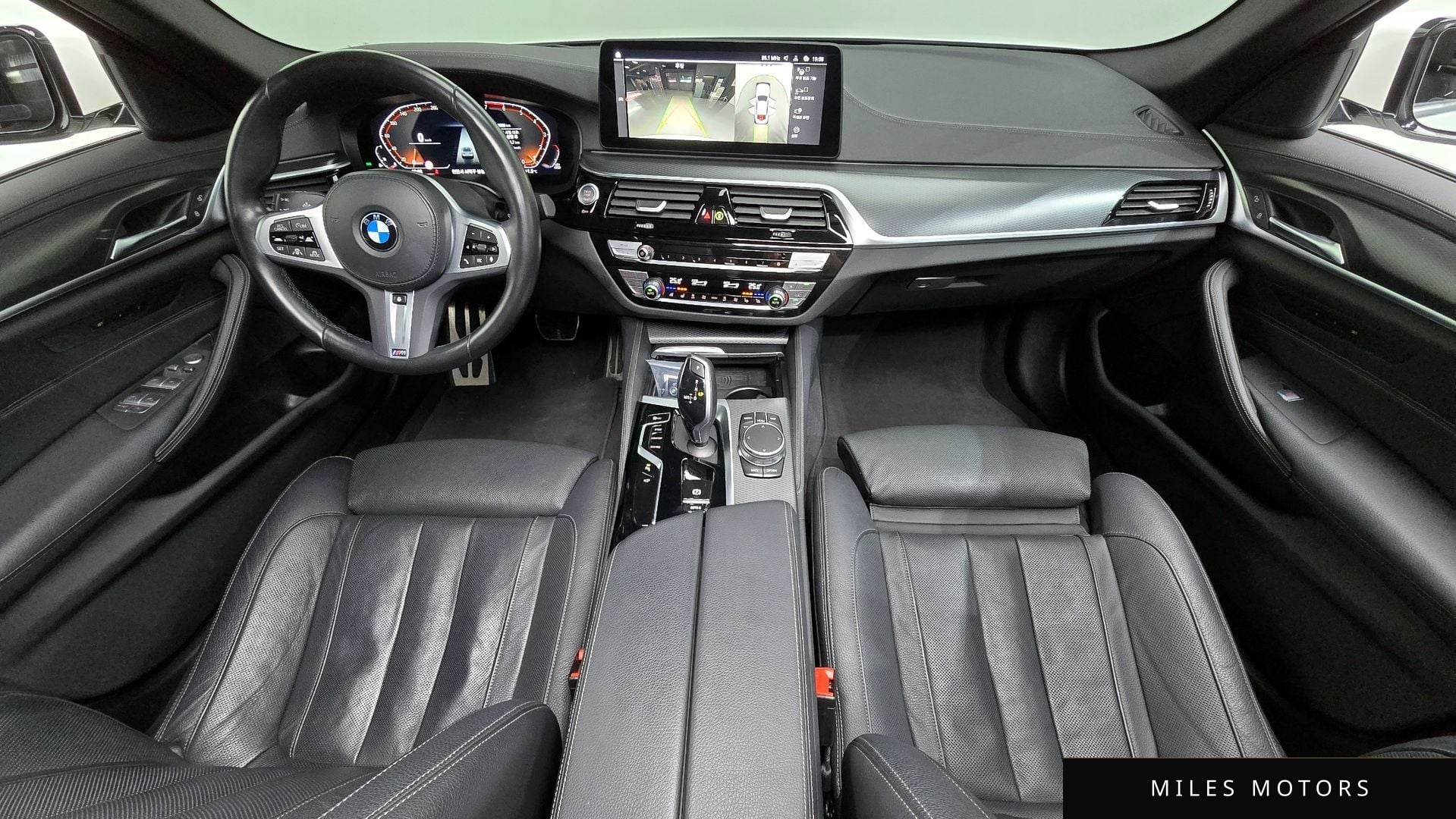 BMW 5 Series (G30) 2023 — миниатюра 7