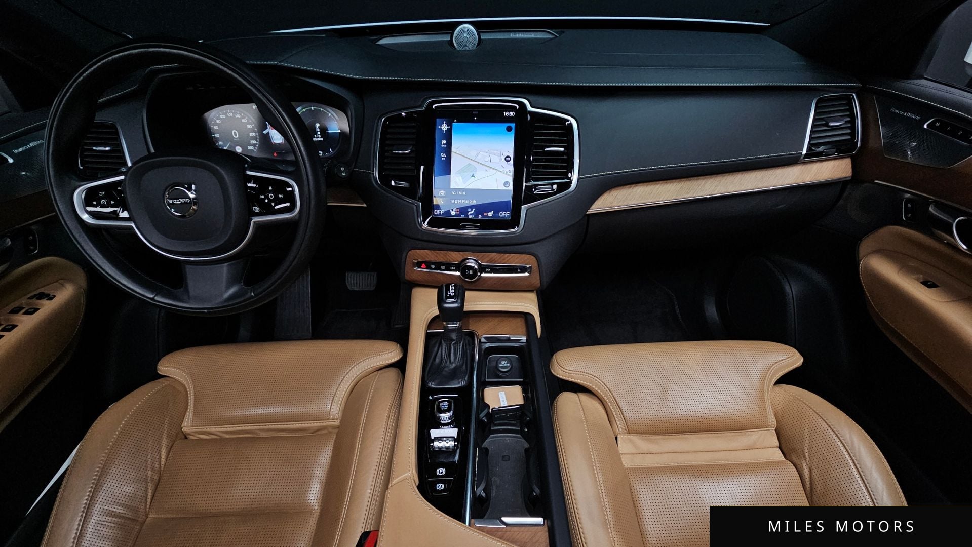 Volvo XC90 2019 — миниатюра 7
