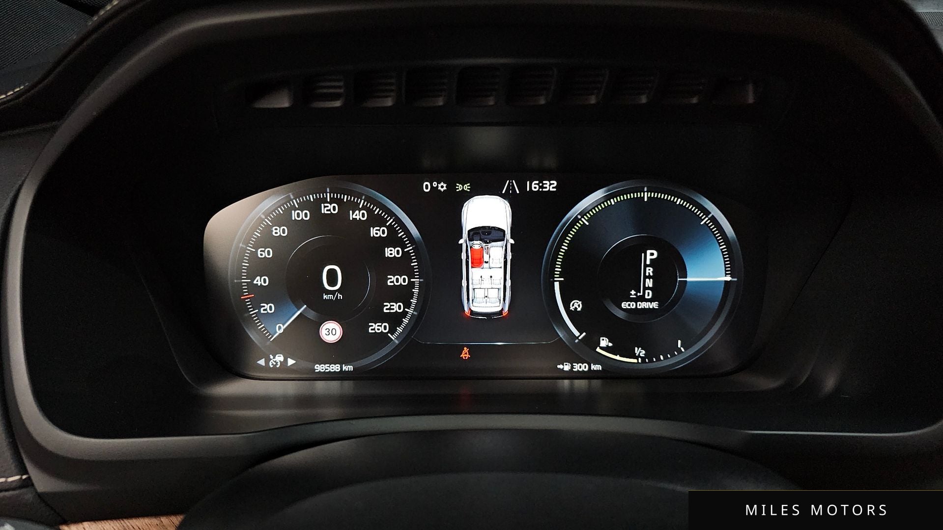 Volvo XC90 2019 — миниатюра 8