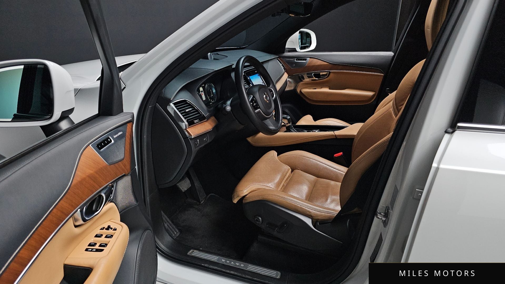 Volvo XC90 2019 — миниатюра 11