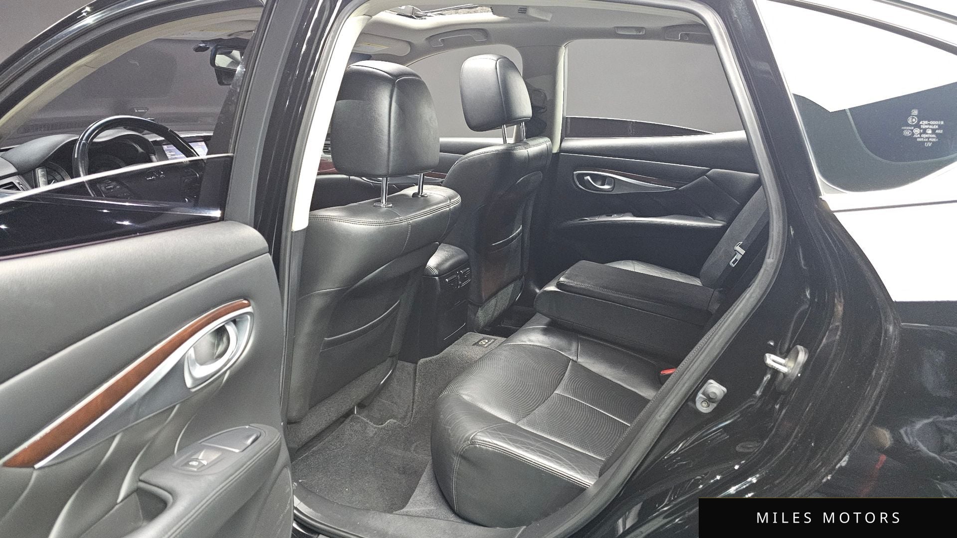 Infiniti M30d 2013 — миниатюра 12