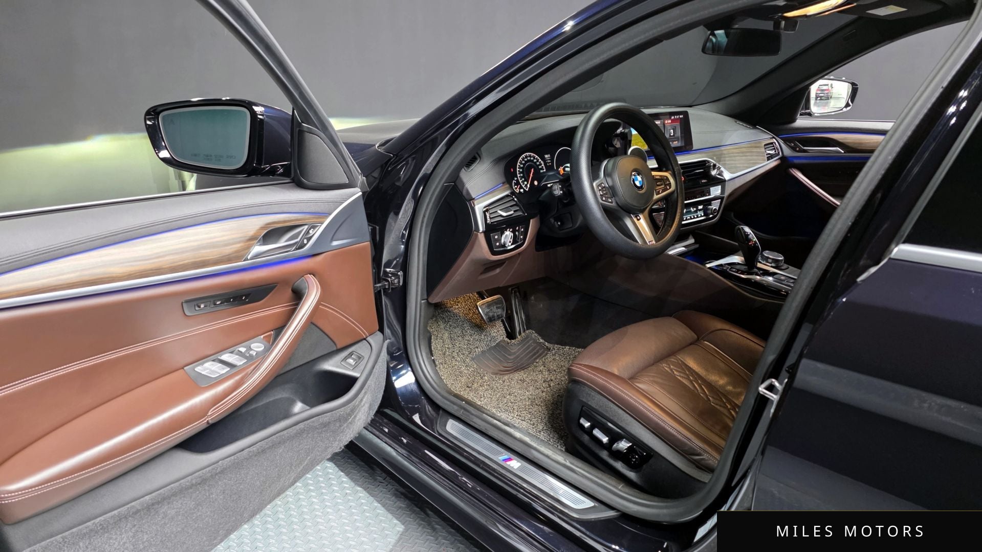 BMW 5 Series (G30) 2019 — миниатюра 10