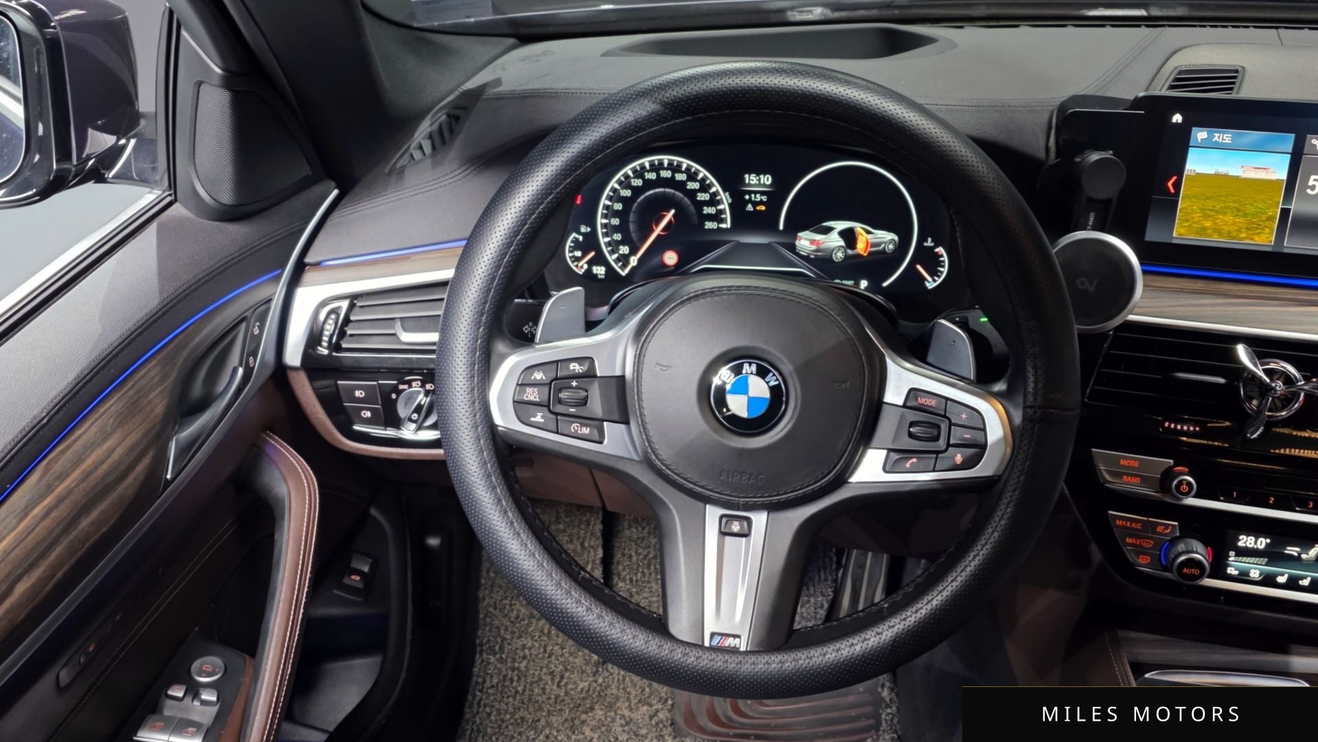 BMW 5 Series (G30) 2019 — миниатюра 13