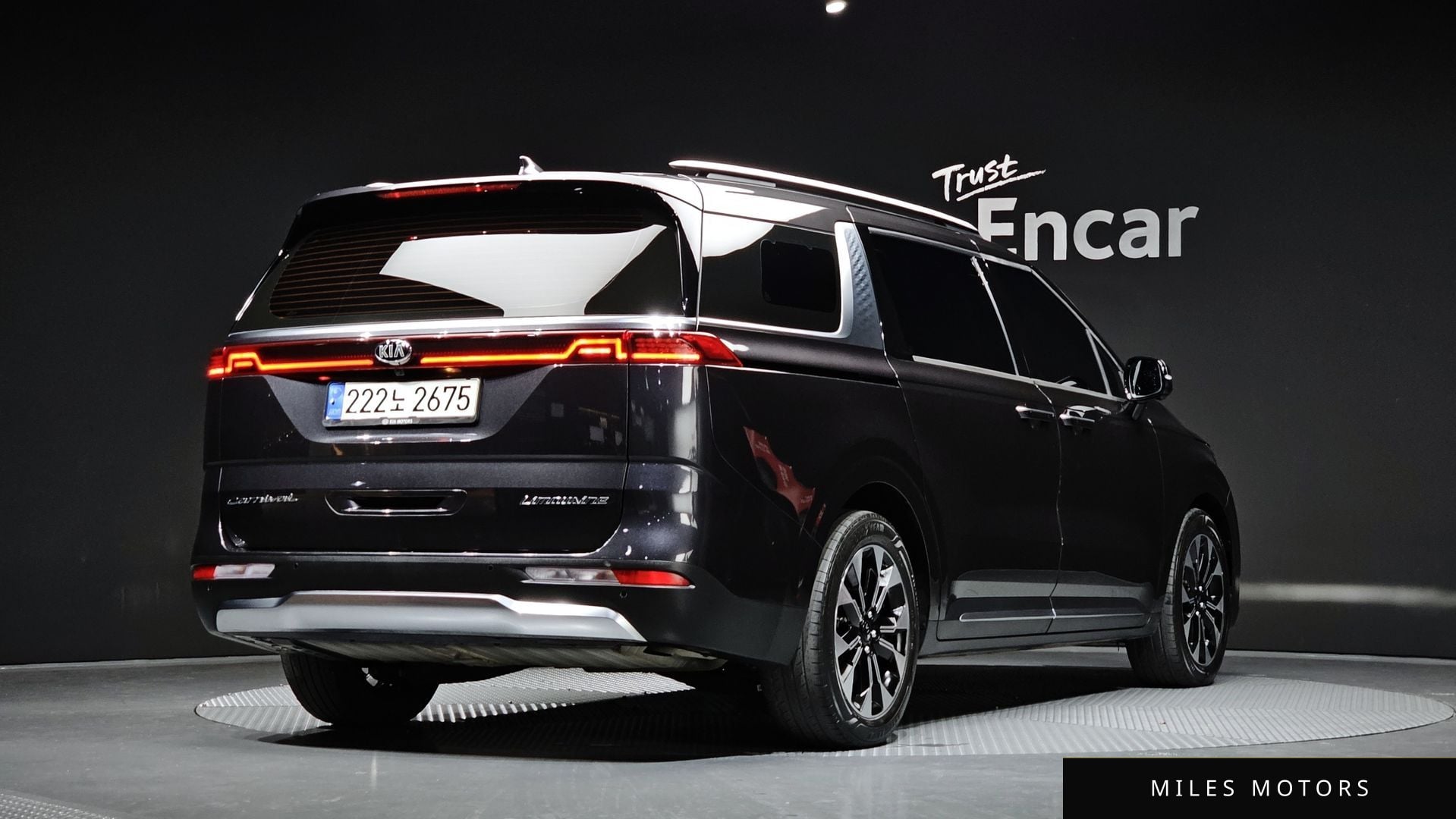Kia Carnival 2021 — миниатюра 2