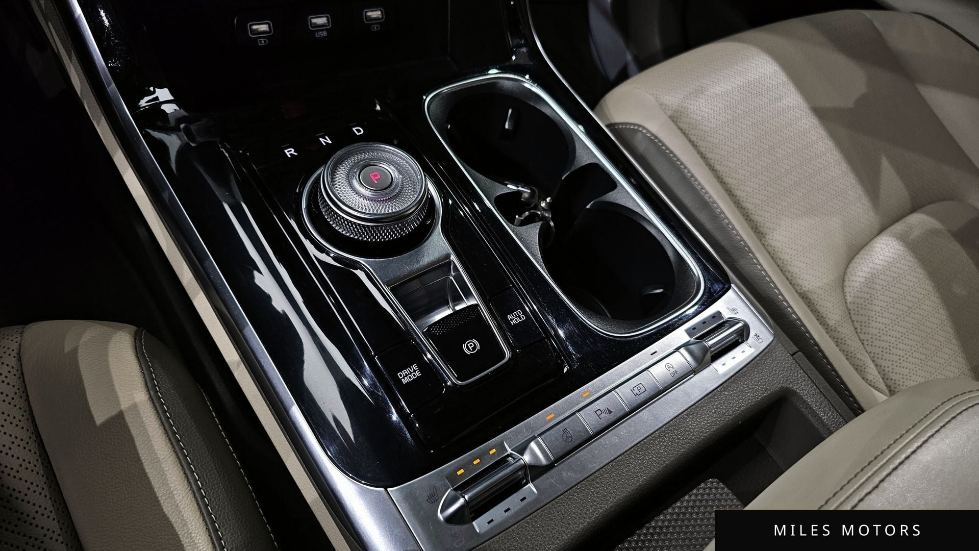 Kia Carnival 2021 — миниатюра 9