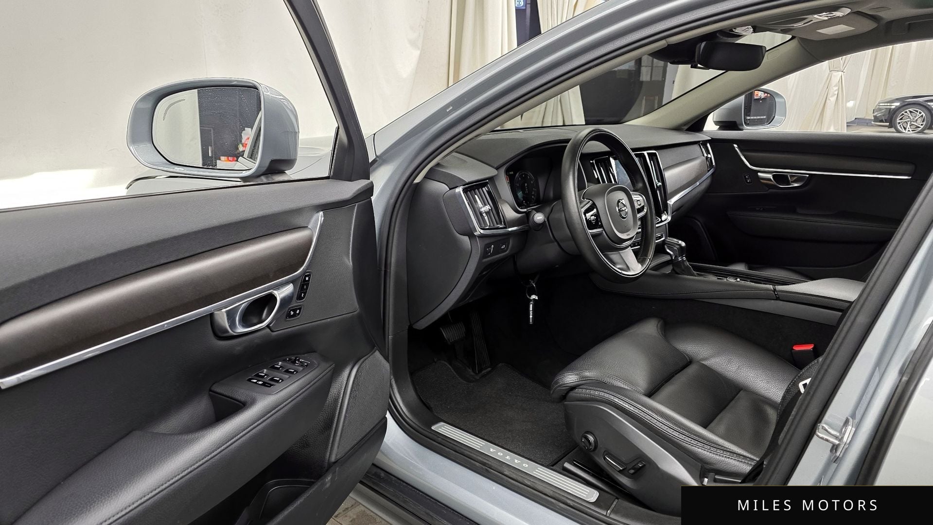 Volvo V90 2018 — миниатюра 10