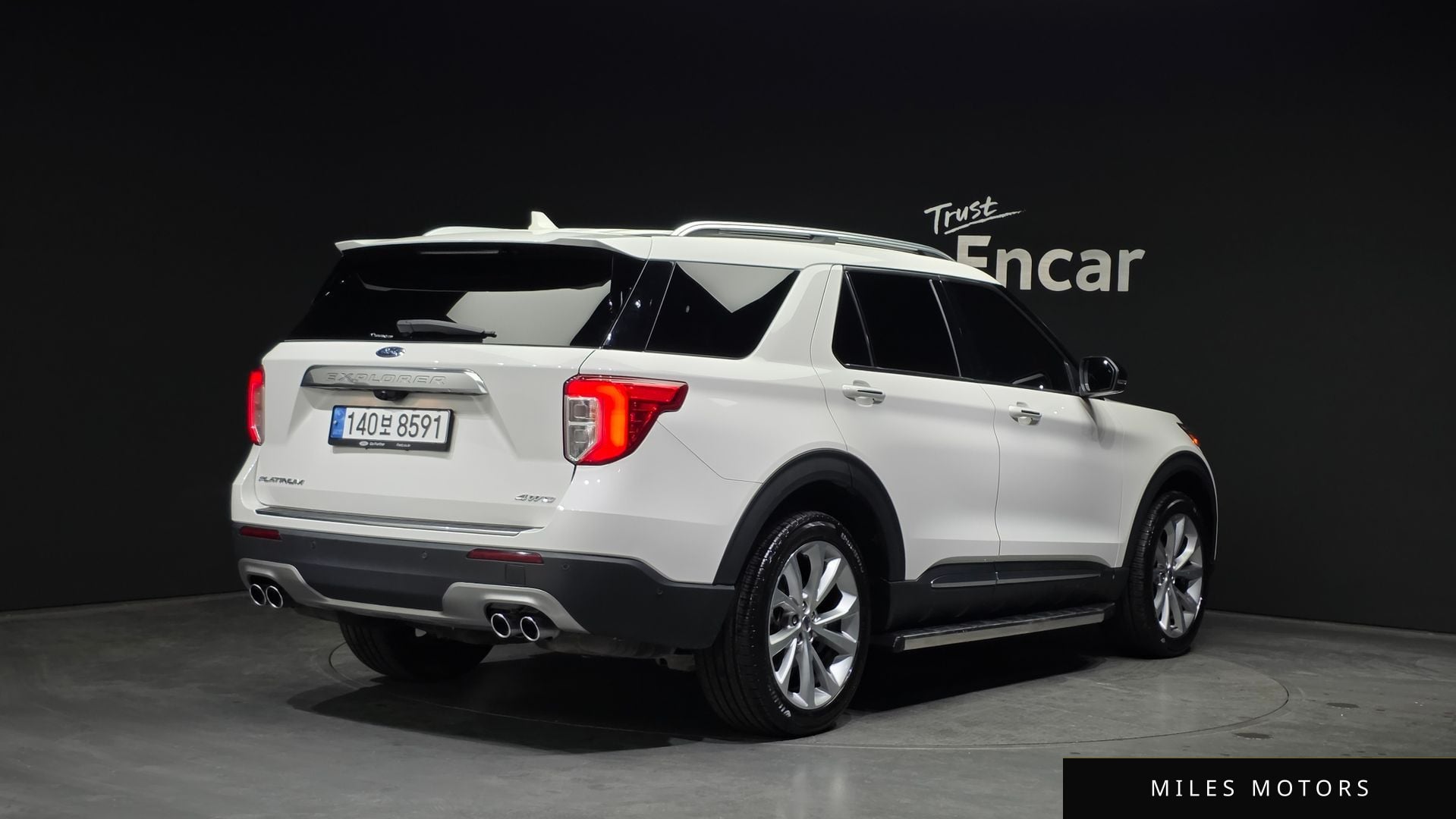 Ford Explorer 2021 — миниатюра 2