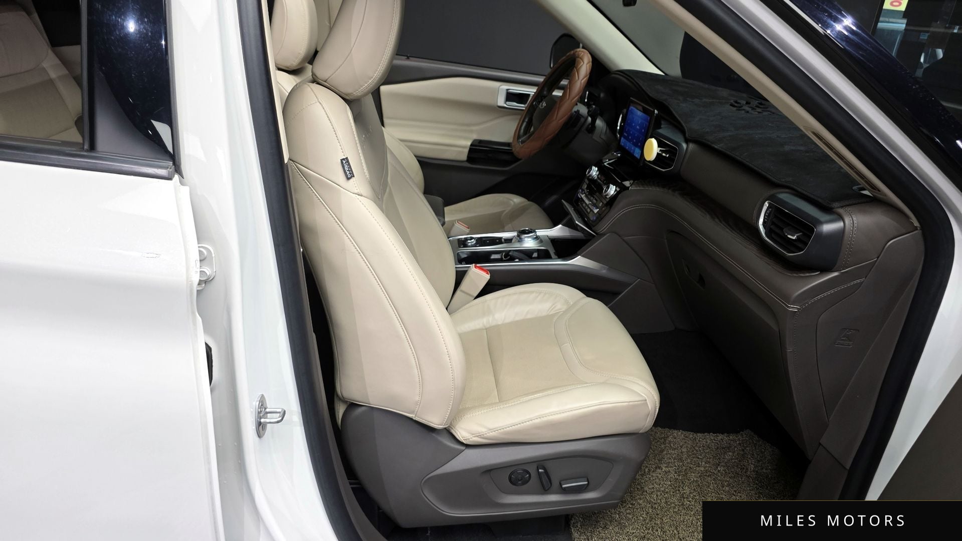 Ford Explorer 2021 — миниатюра 12