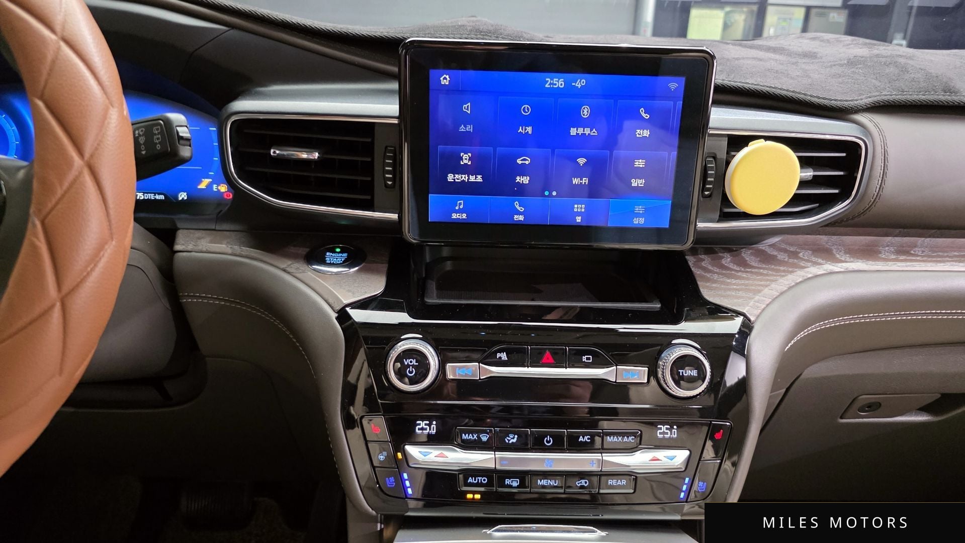 Ford Explorer 2021 — миниатюра 17