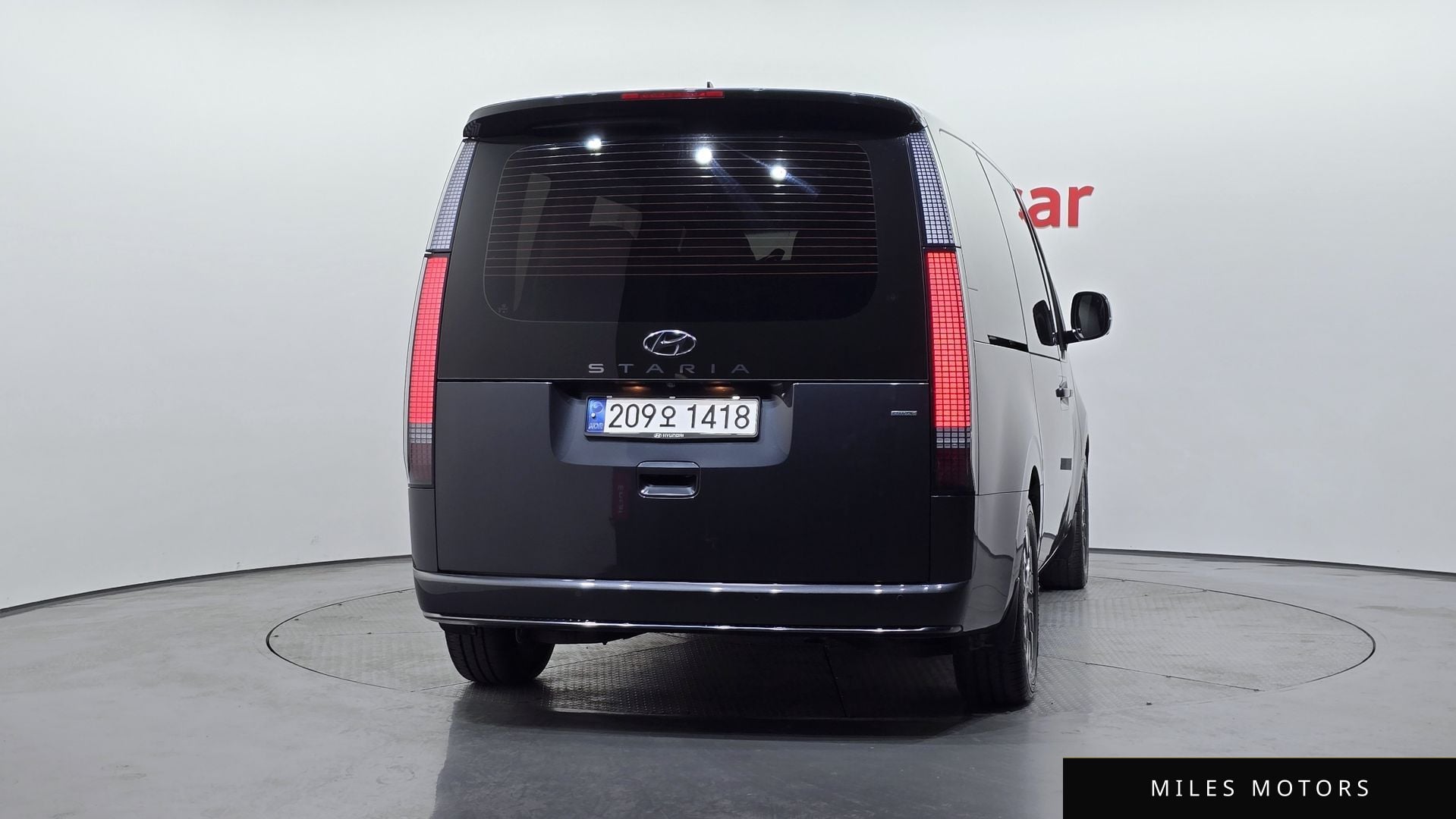 Hyundai Staria 2023 — миниатюра 4