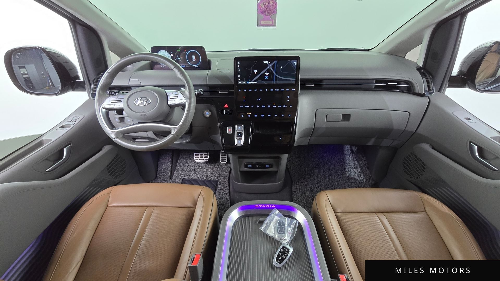 Hyundai Staria 2023 — миниатюра 7
