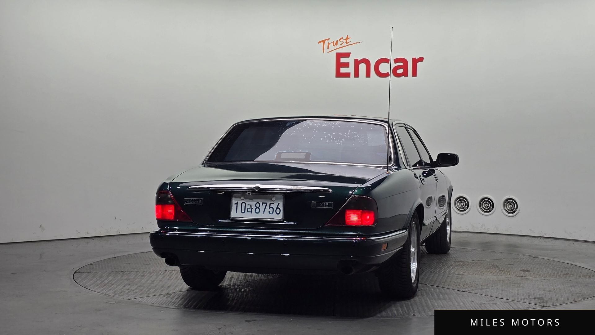Jaguar XJ-6 1996 — миниатюра 4