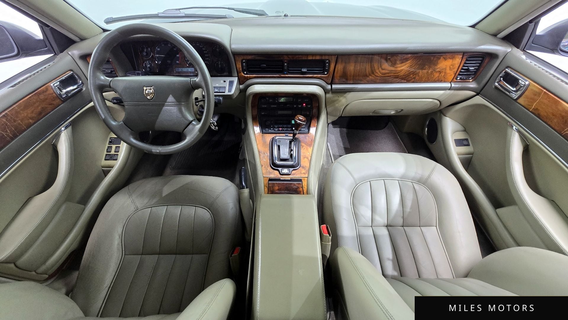 Jaguar XJ-6 1996 — миниатюра 7