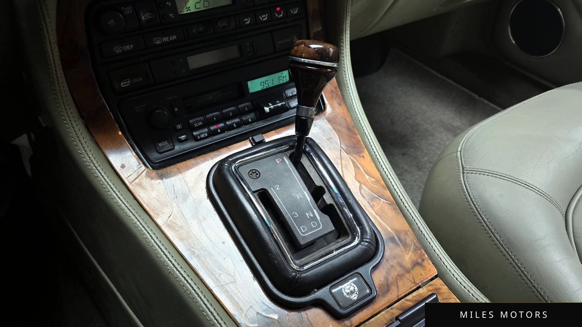 Jaguar XJ-6 1996 — миниатюра 9