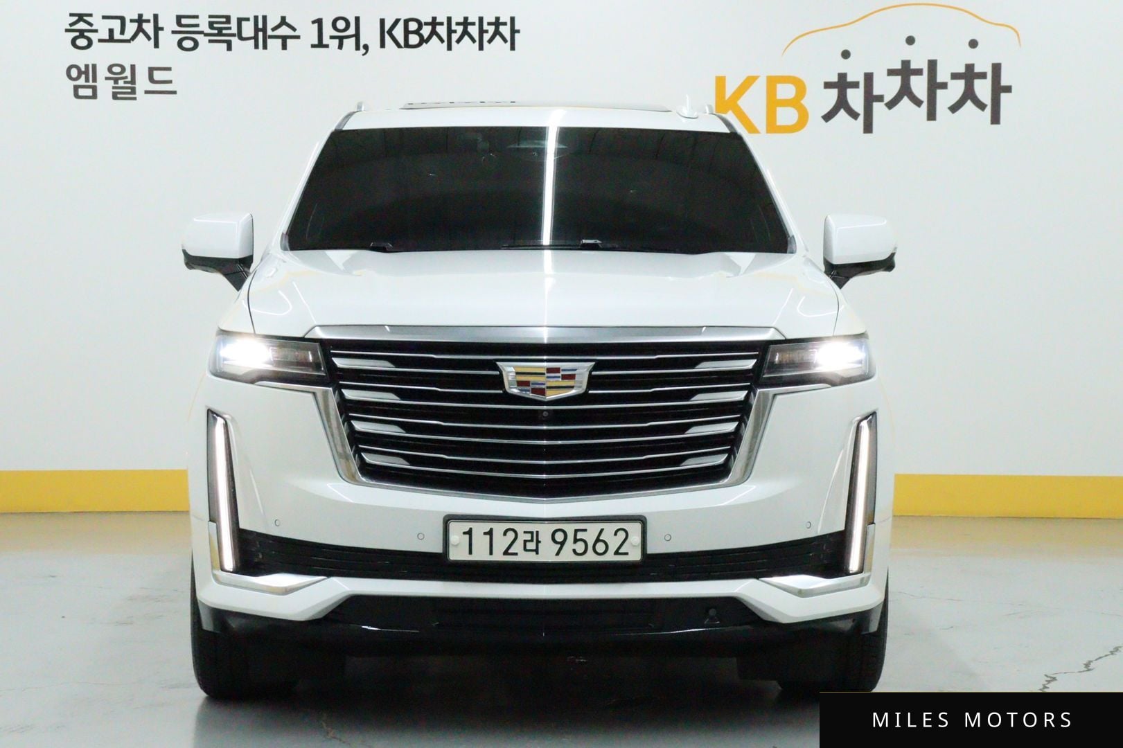 Cadillac Escalade 2022 — миниатюра 2