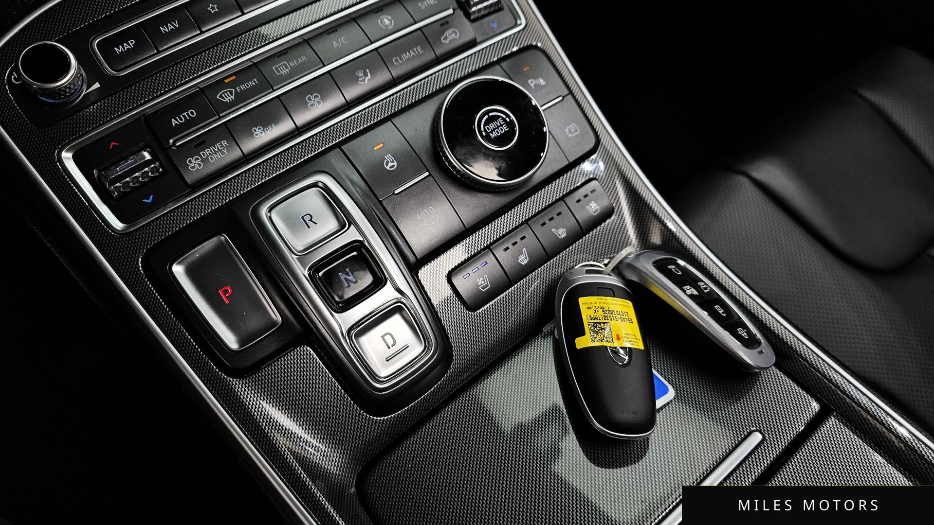 Hyundai Santafe 2022 — миниатюра 9
