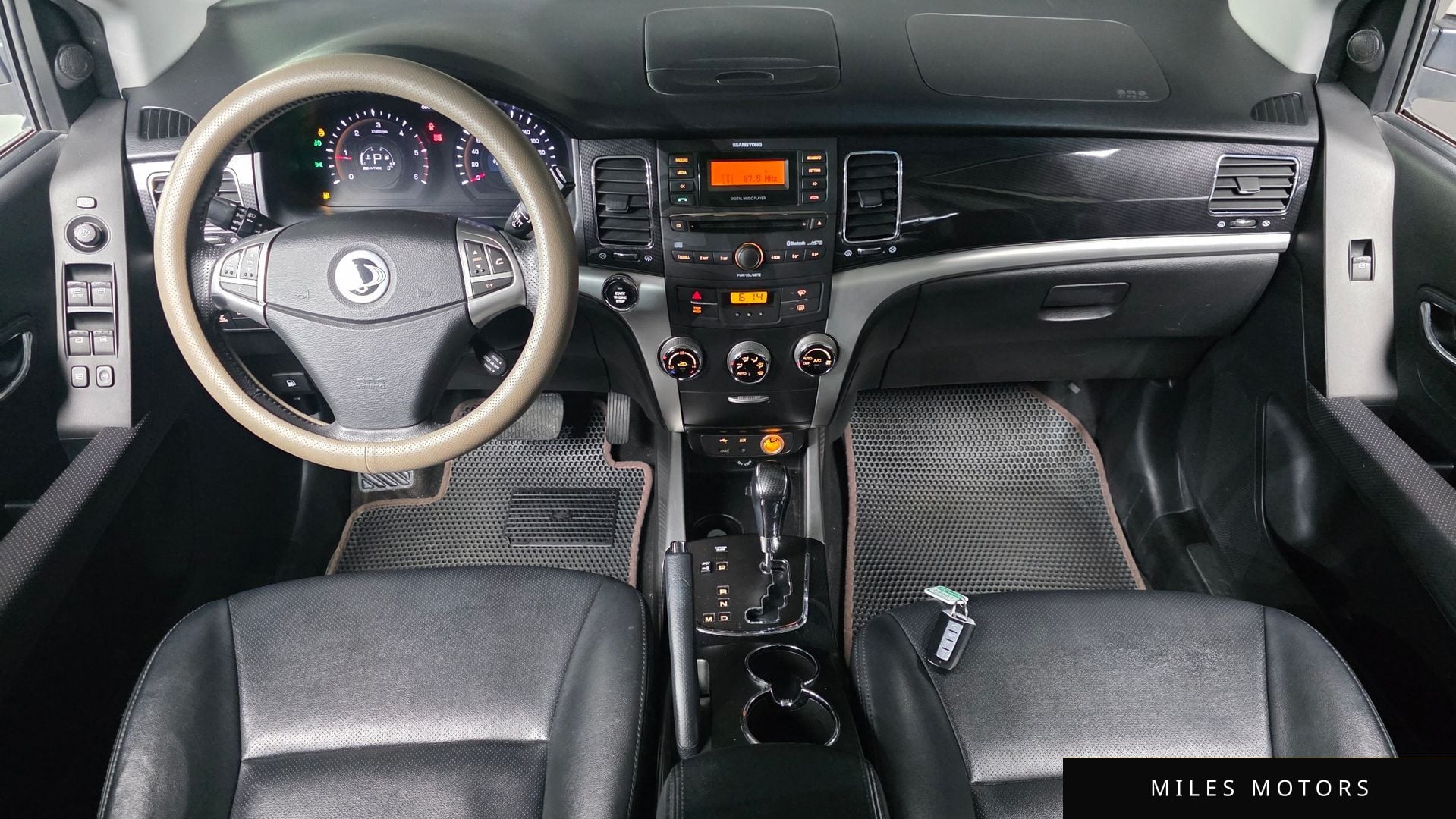 KG Mobility KORANDO 2013 — миниатюра 7