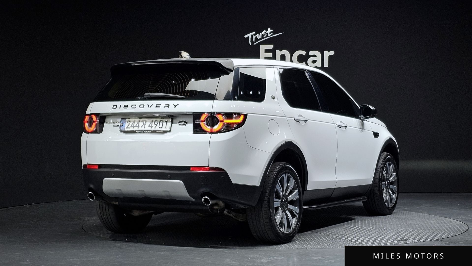 Land Rover Discovery Sport 2018 — миниатюра 2