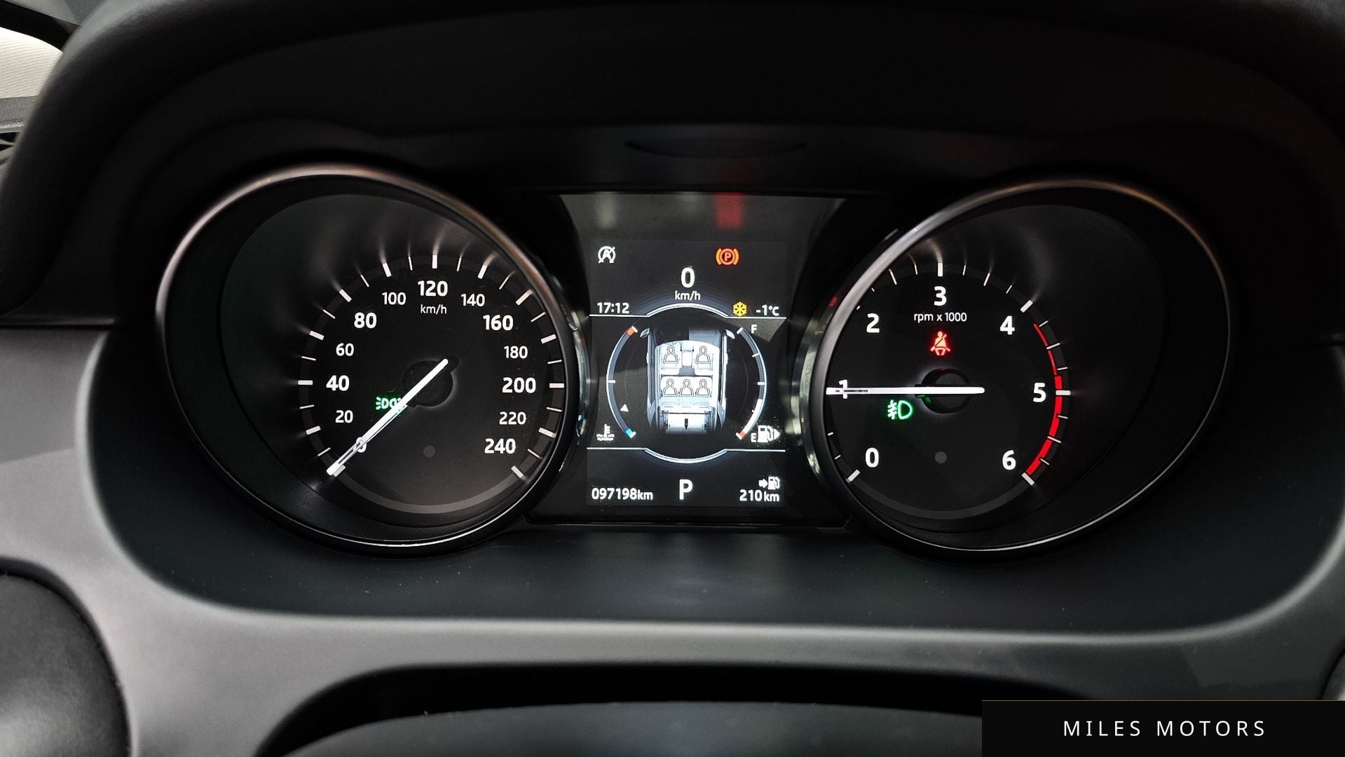 Land Rover Discovery Sport 2018 — миниатюра 8
