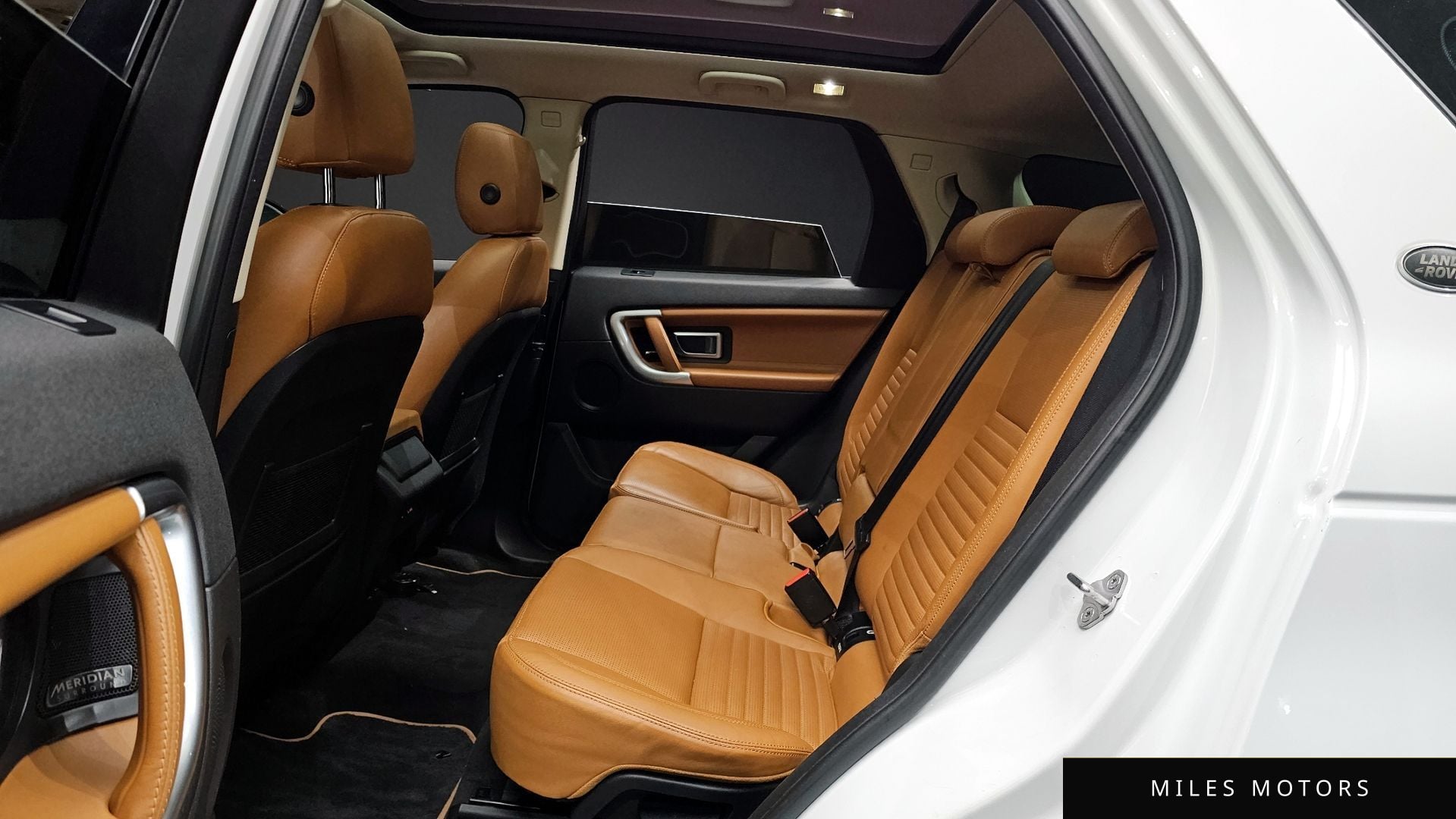 Land Rover Discovery Sport 2018 — миниатюра 12