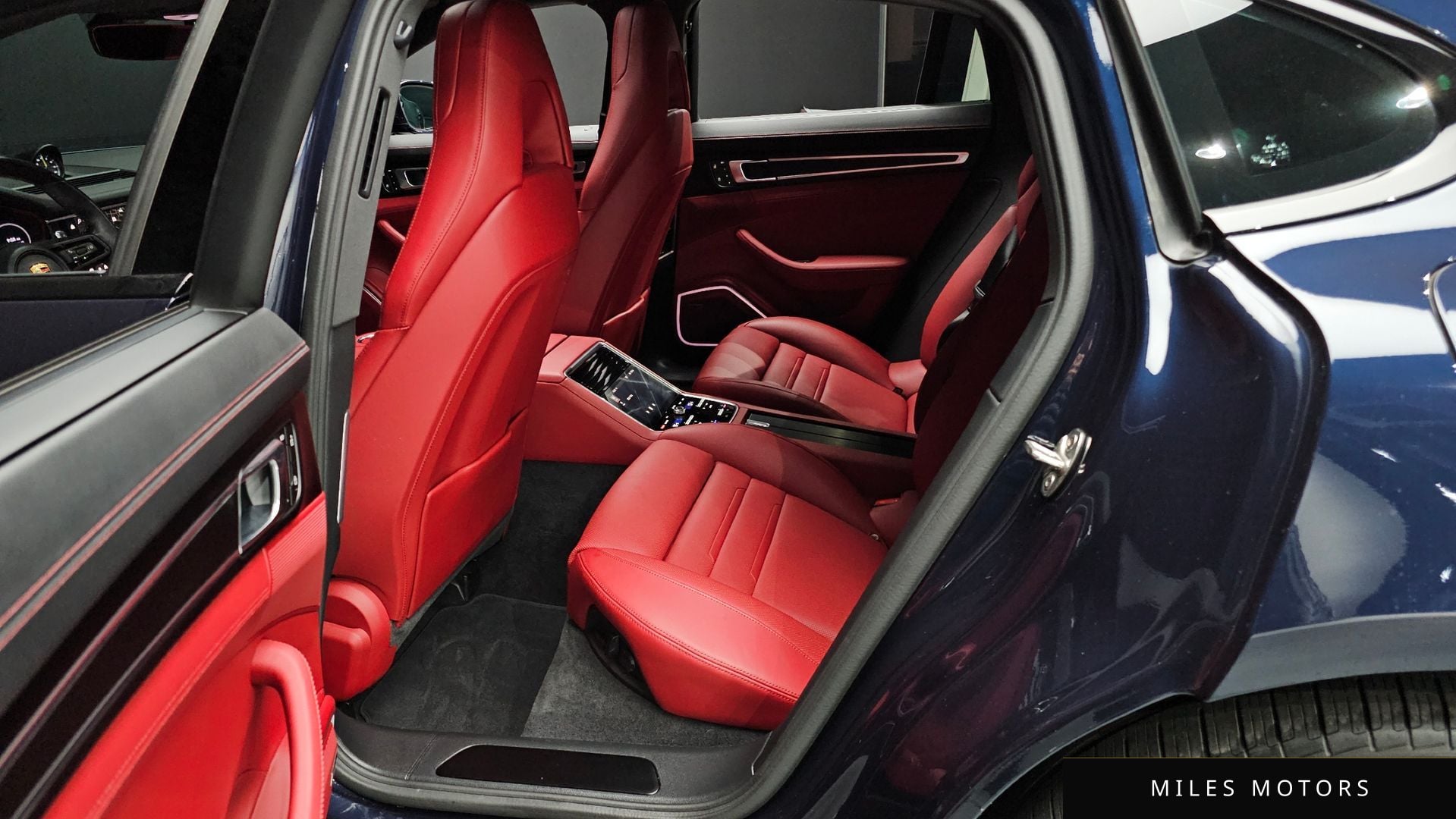 Porsche Panamera 2023 — миниатюра 12